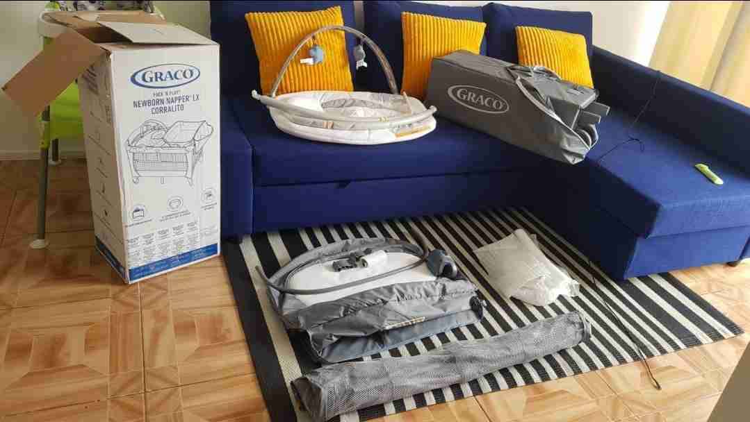 Cuna corral Graco plegable y coche paseo - miniatura 2