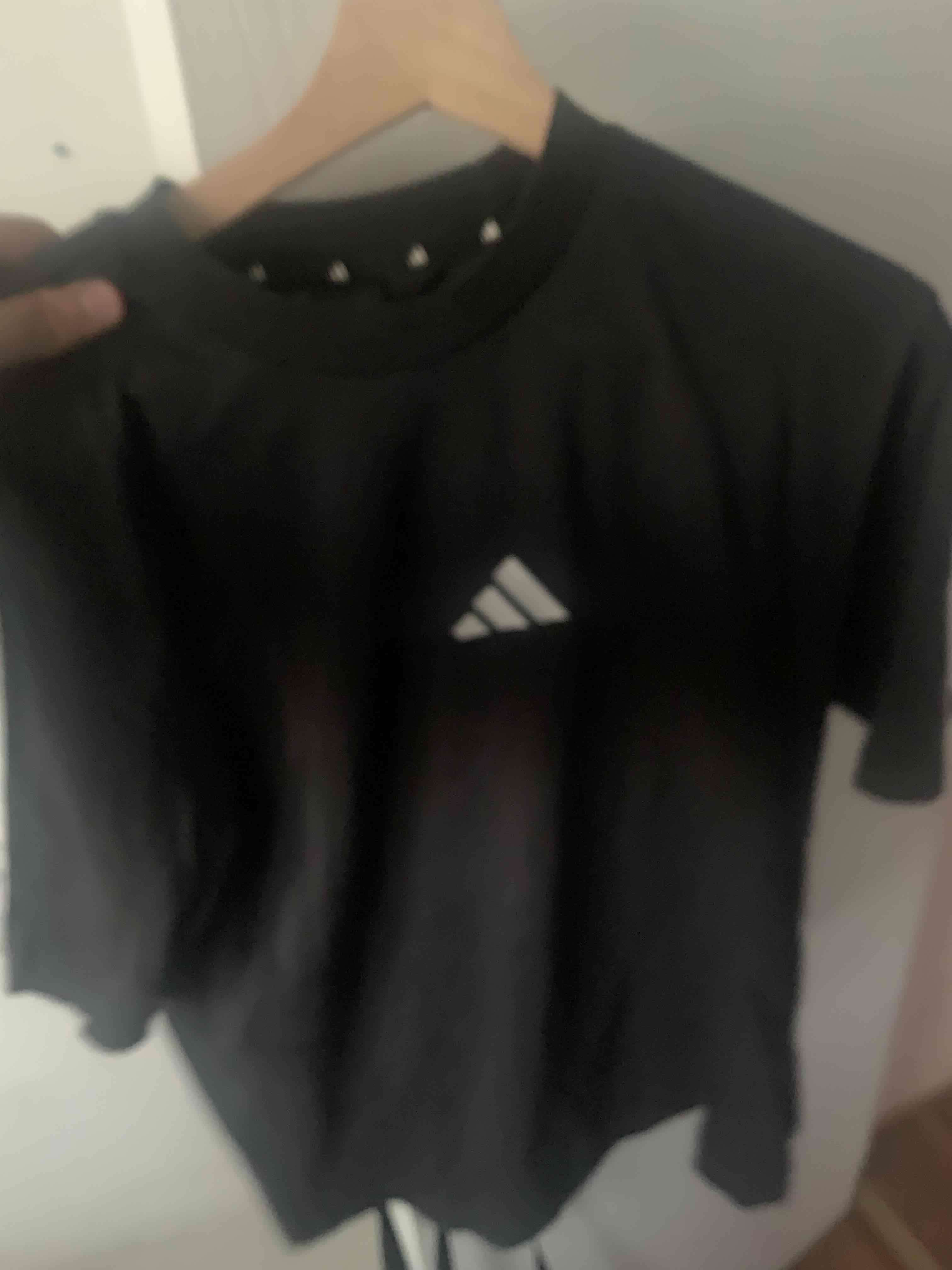 Polera negra Adidas para hombre - miniatura 3