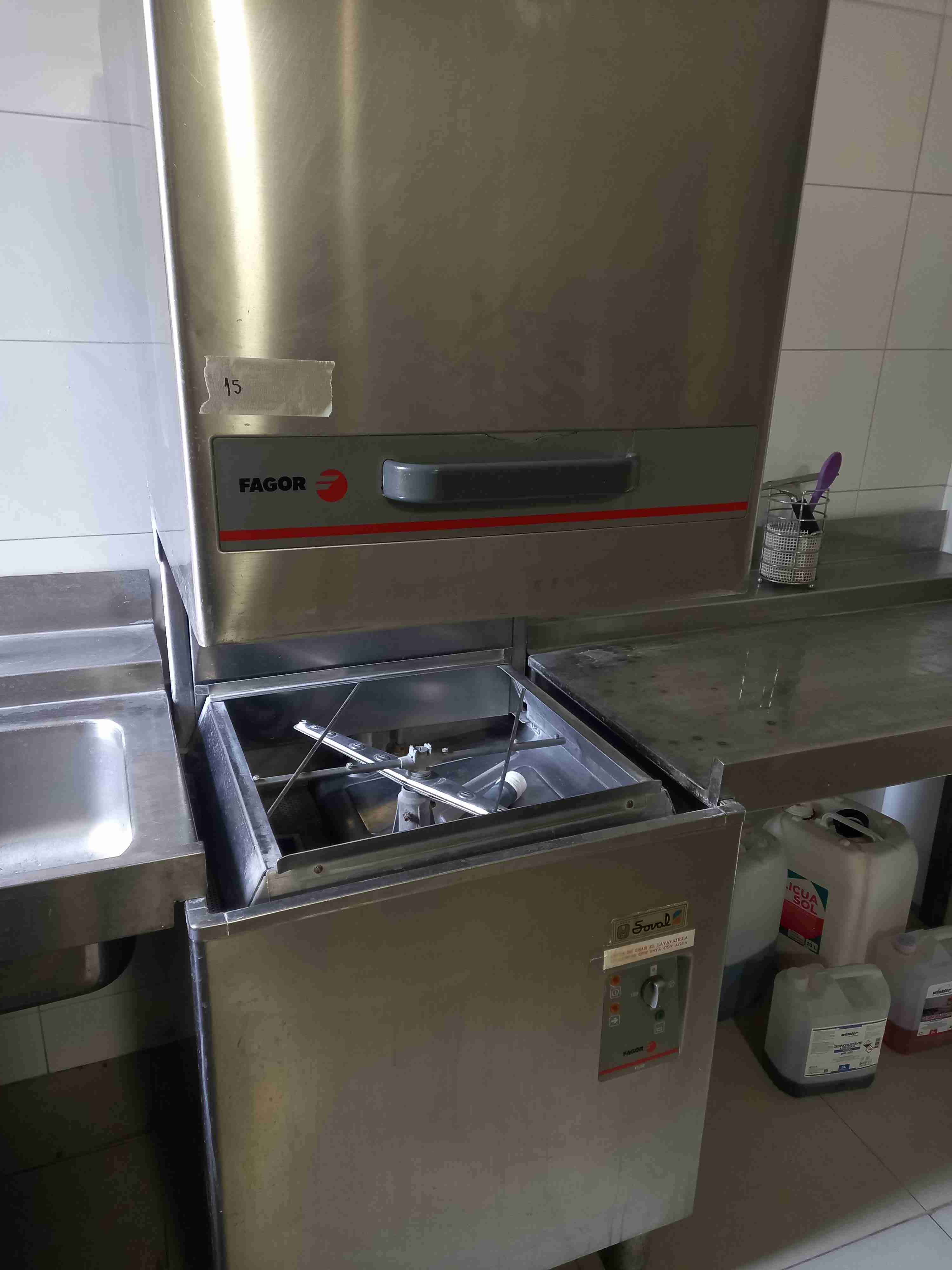 Lavavajillas industrial Fagor