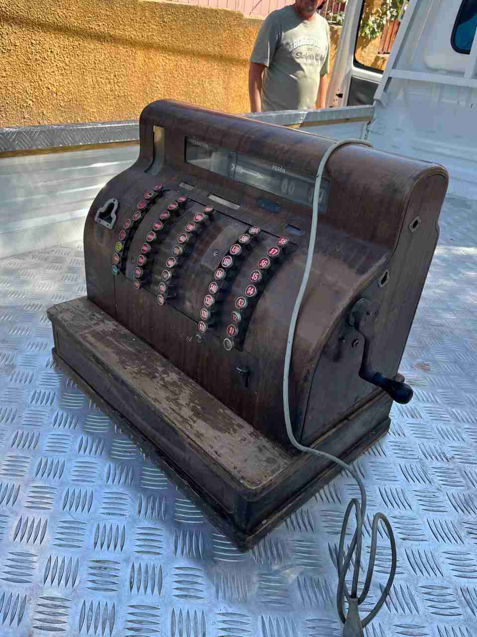 Caja registradora antigua - miniatura 4