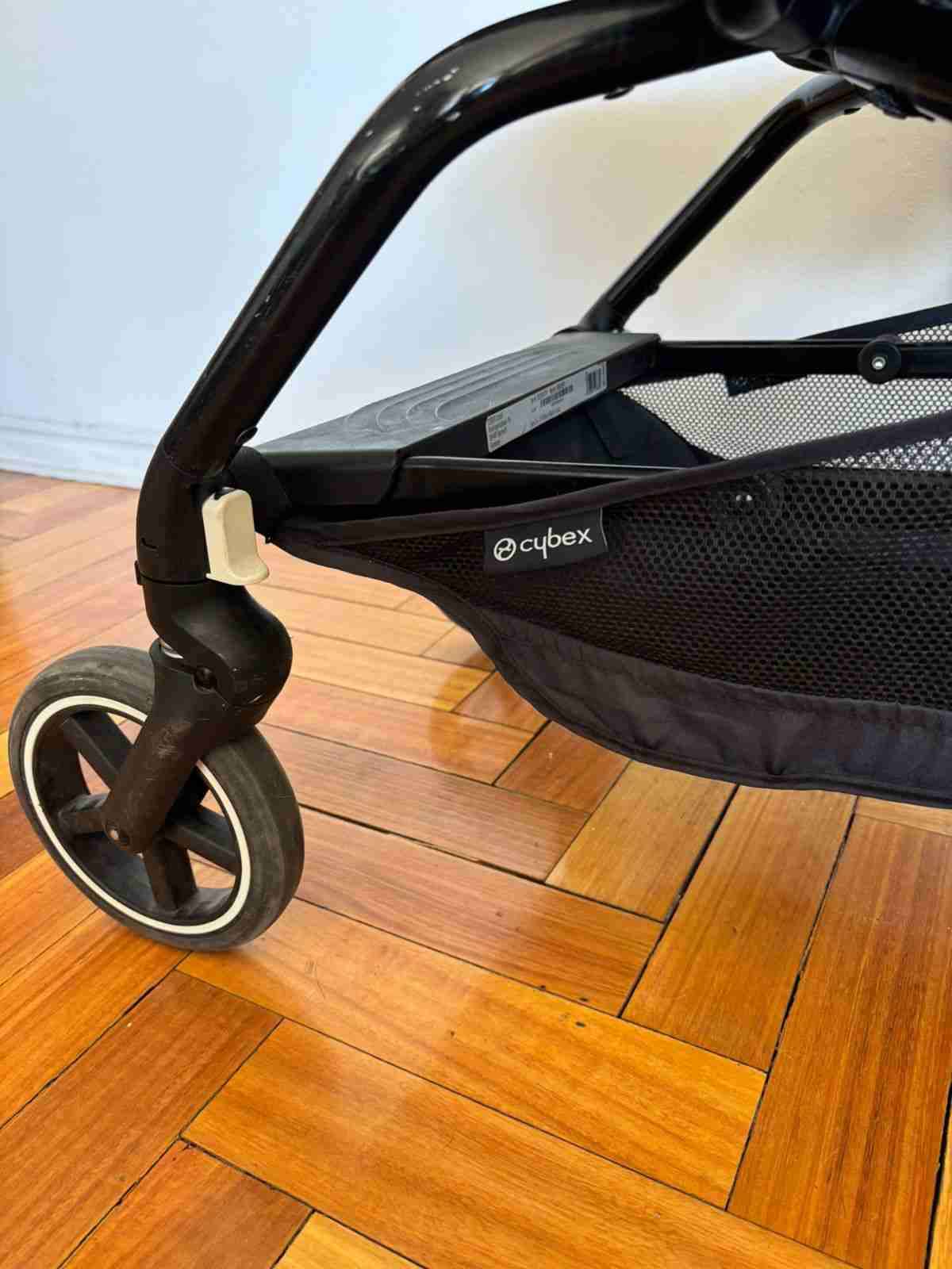 Coche cybex - miniatura 2