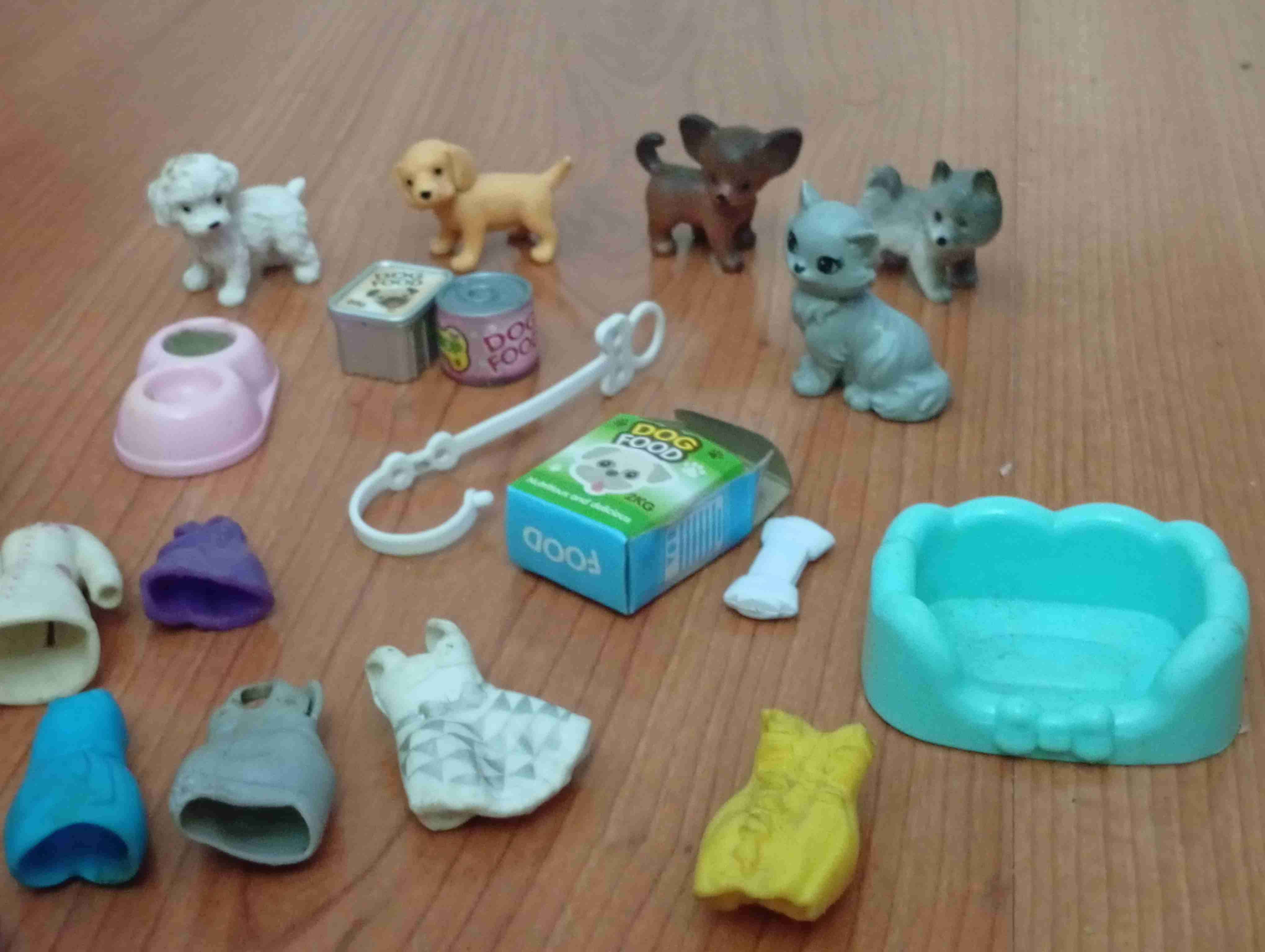 Set de muñecas y accesorios - miniatura 5
