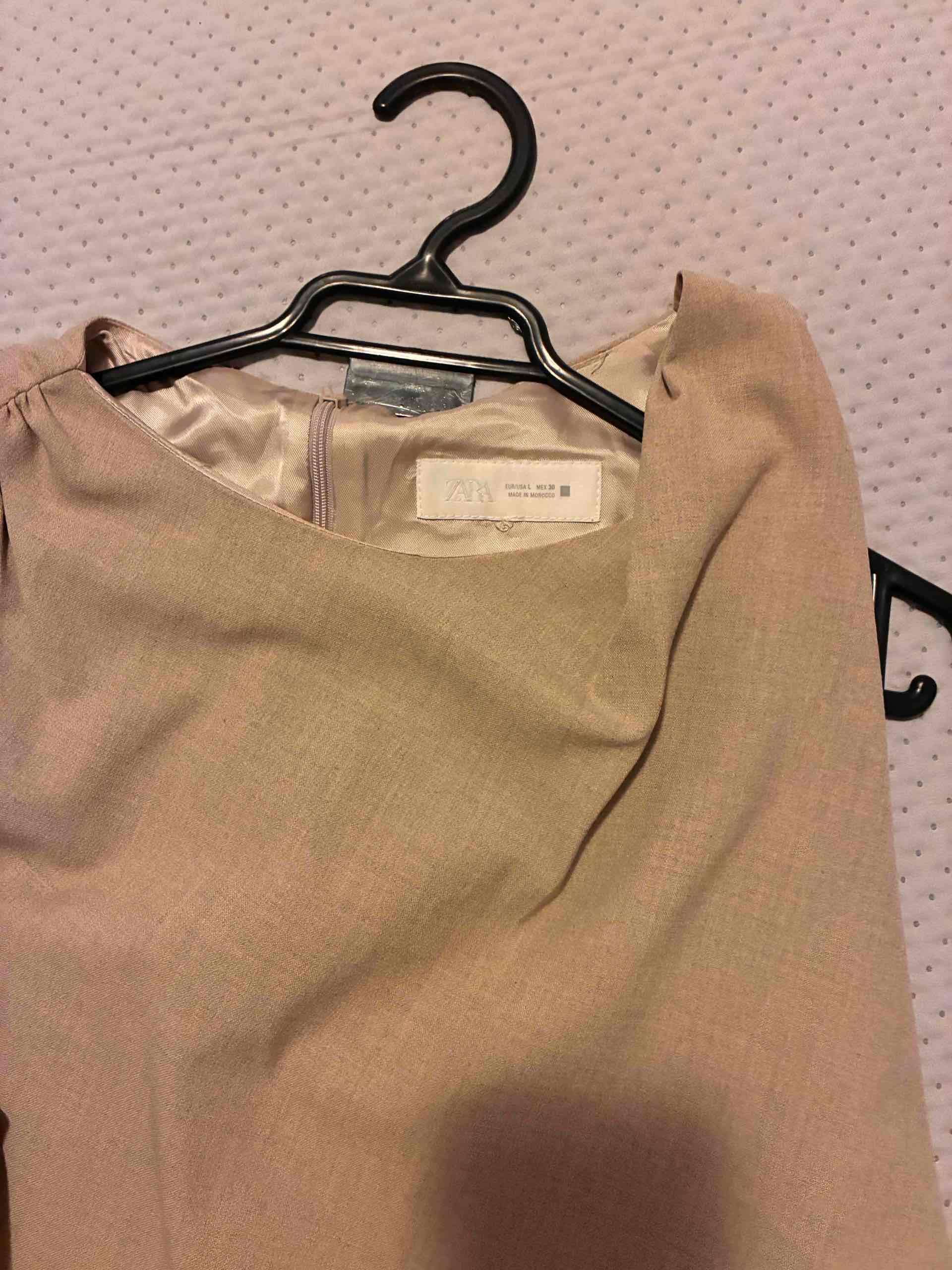 Vestido largo beige - miniatura 4