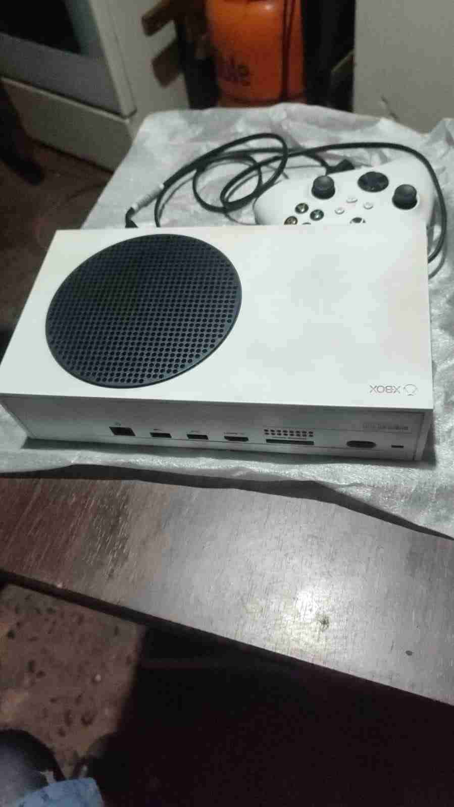 Consola Xbox en caja original - miniatura 4