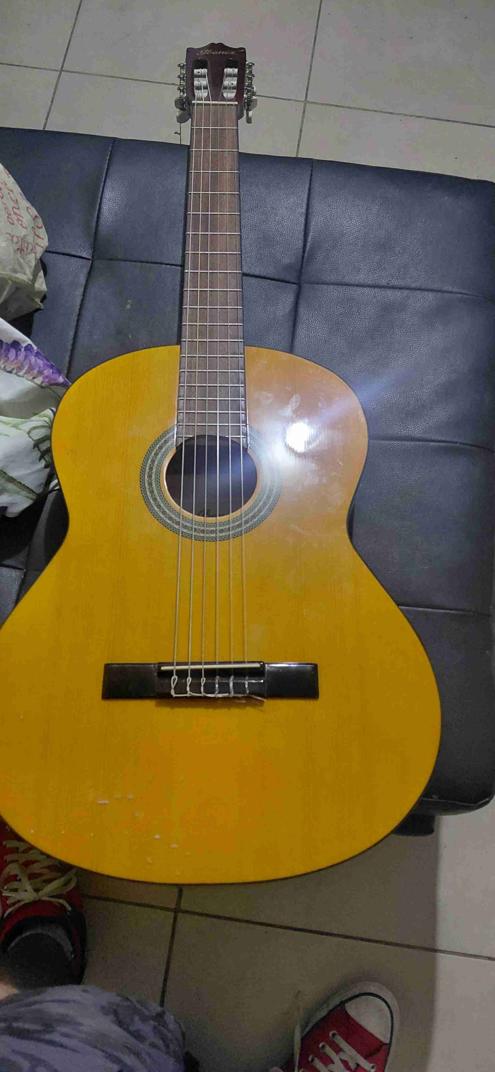 Guitarra acústica Ibanez - miniatura 2