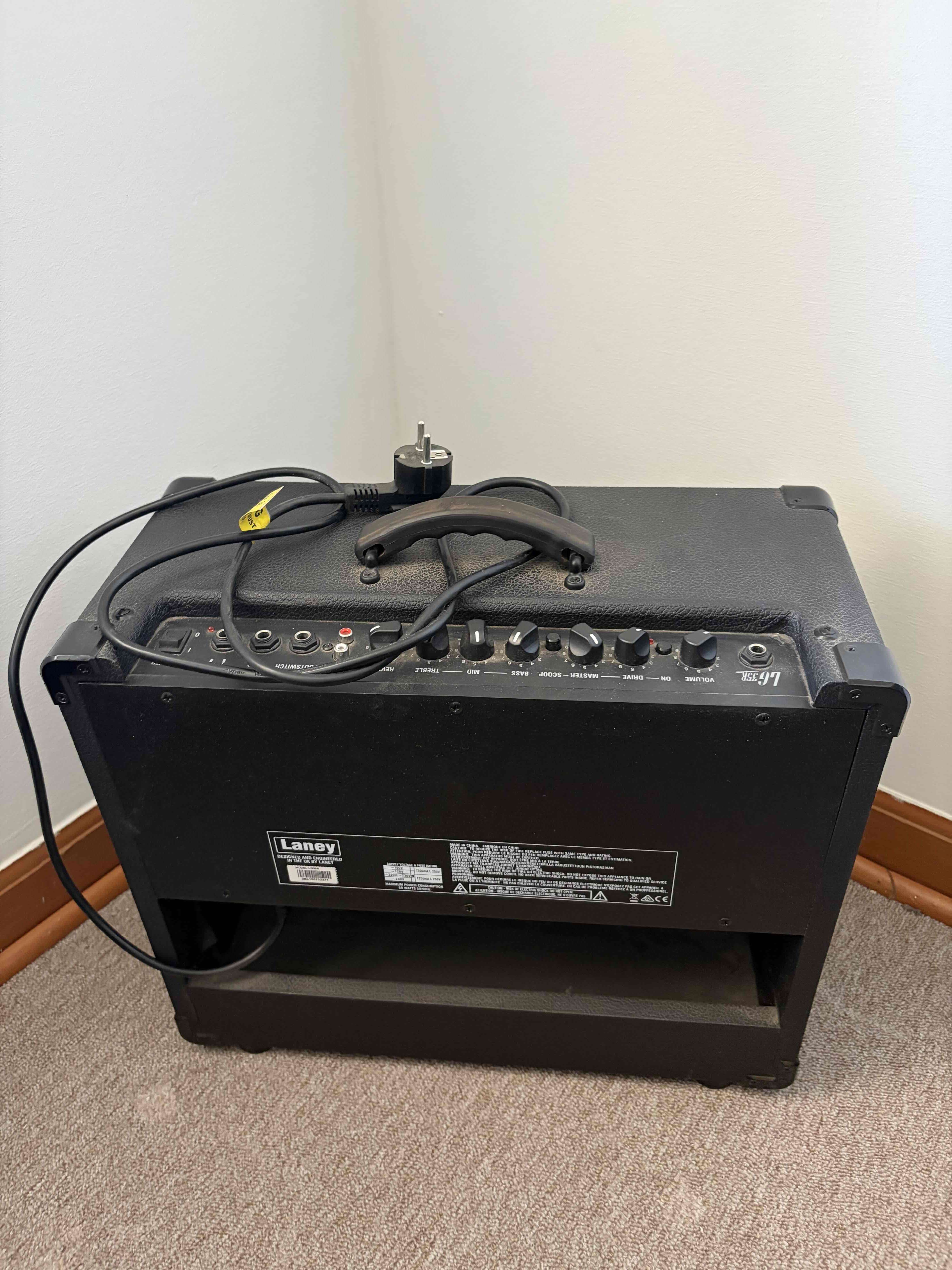 Amplificador Laney LG35R - miniatura 2