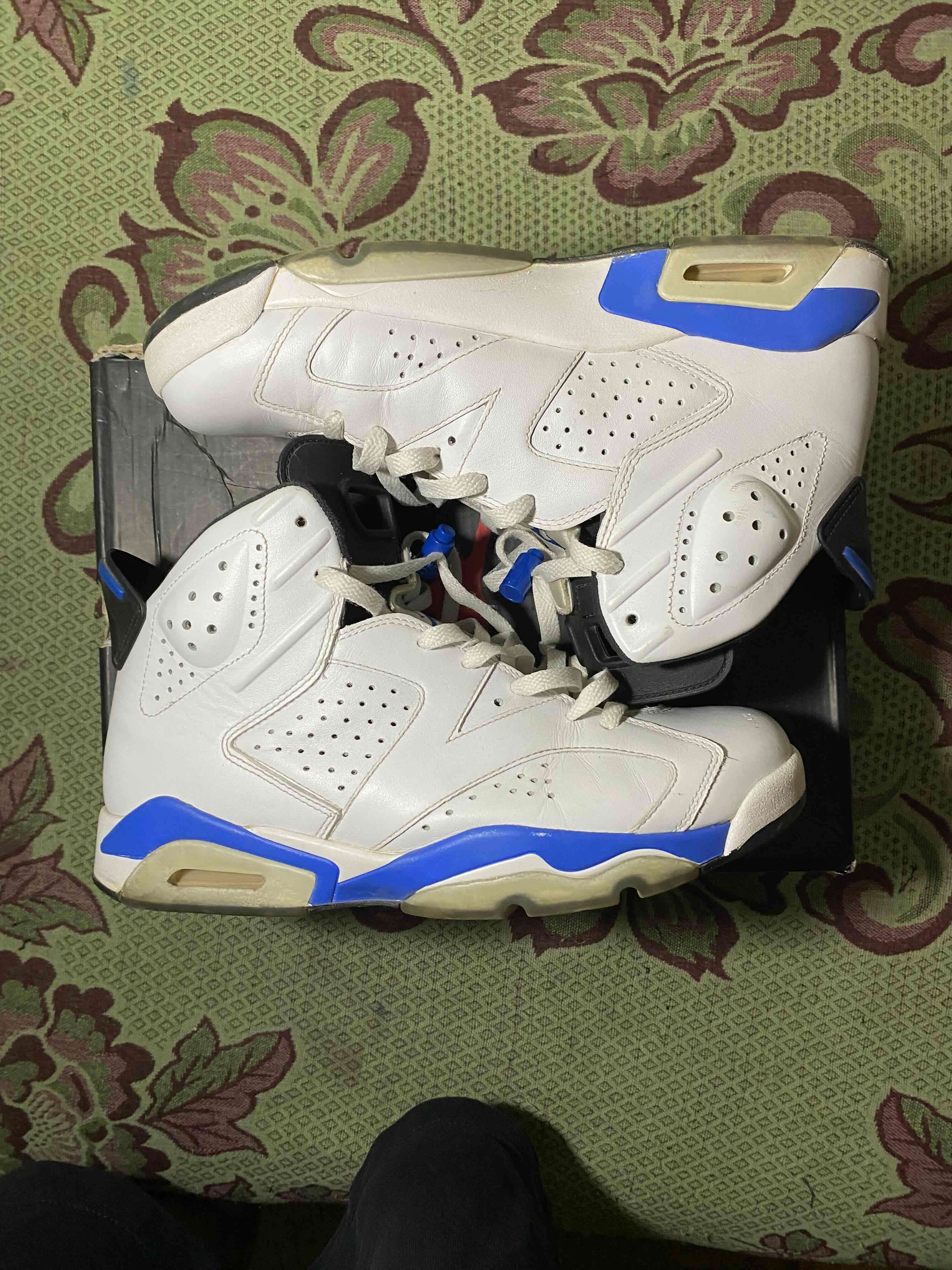 Zapatillas  blanca jordan 6 - miniatura 2