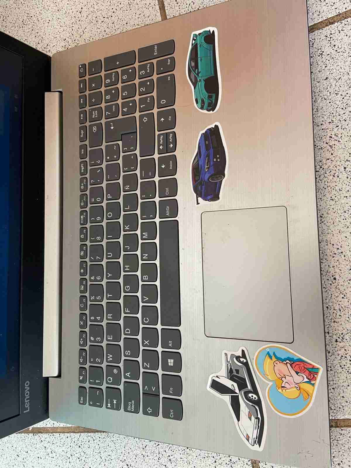 Laptop Lenovo IdeaPad 330 - miniatura 3