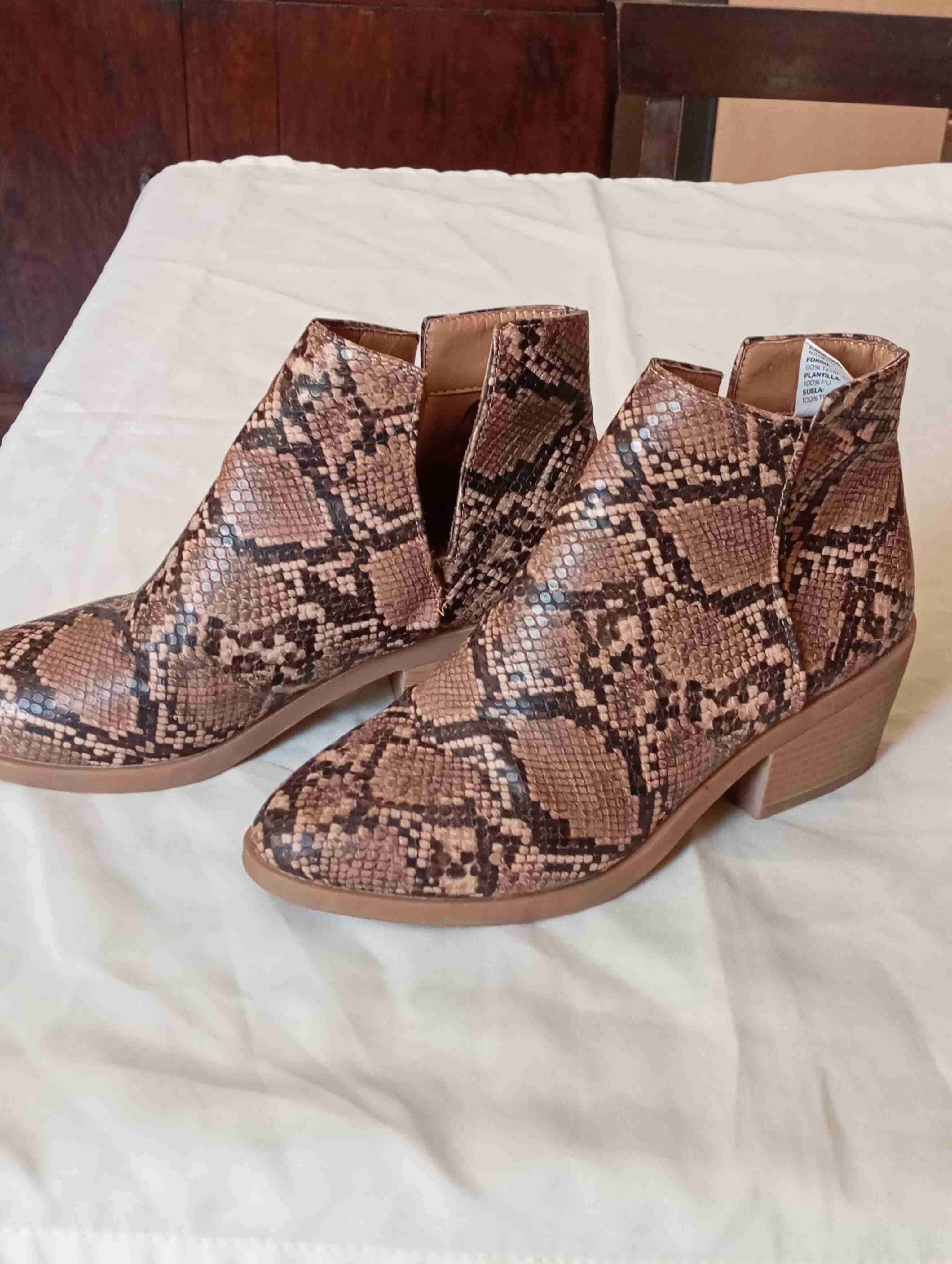 Botines mujer estampado serpiente - miniatura 2