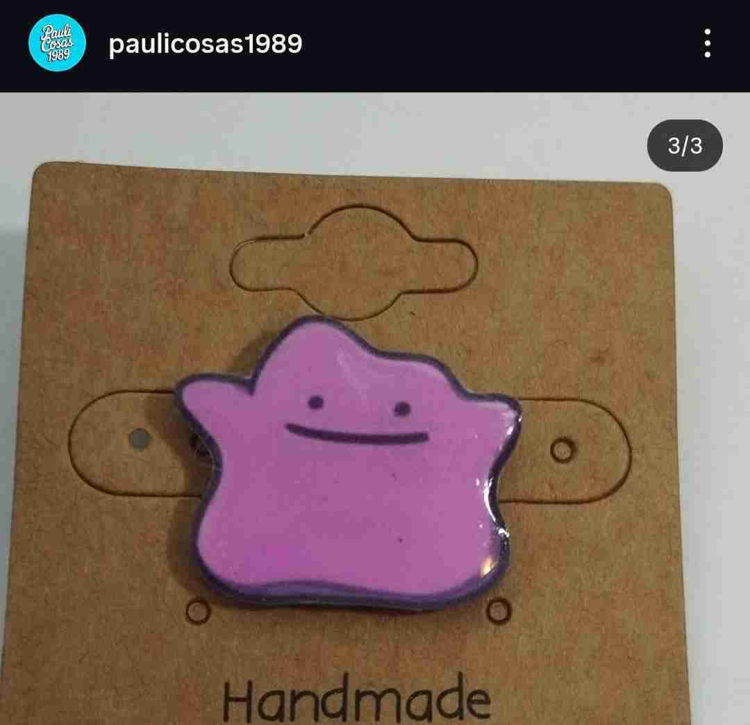 Pin Ditto hecho a mano
