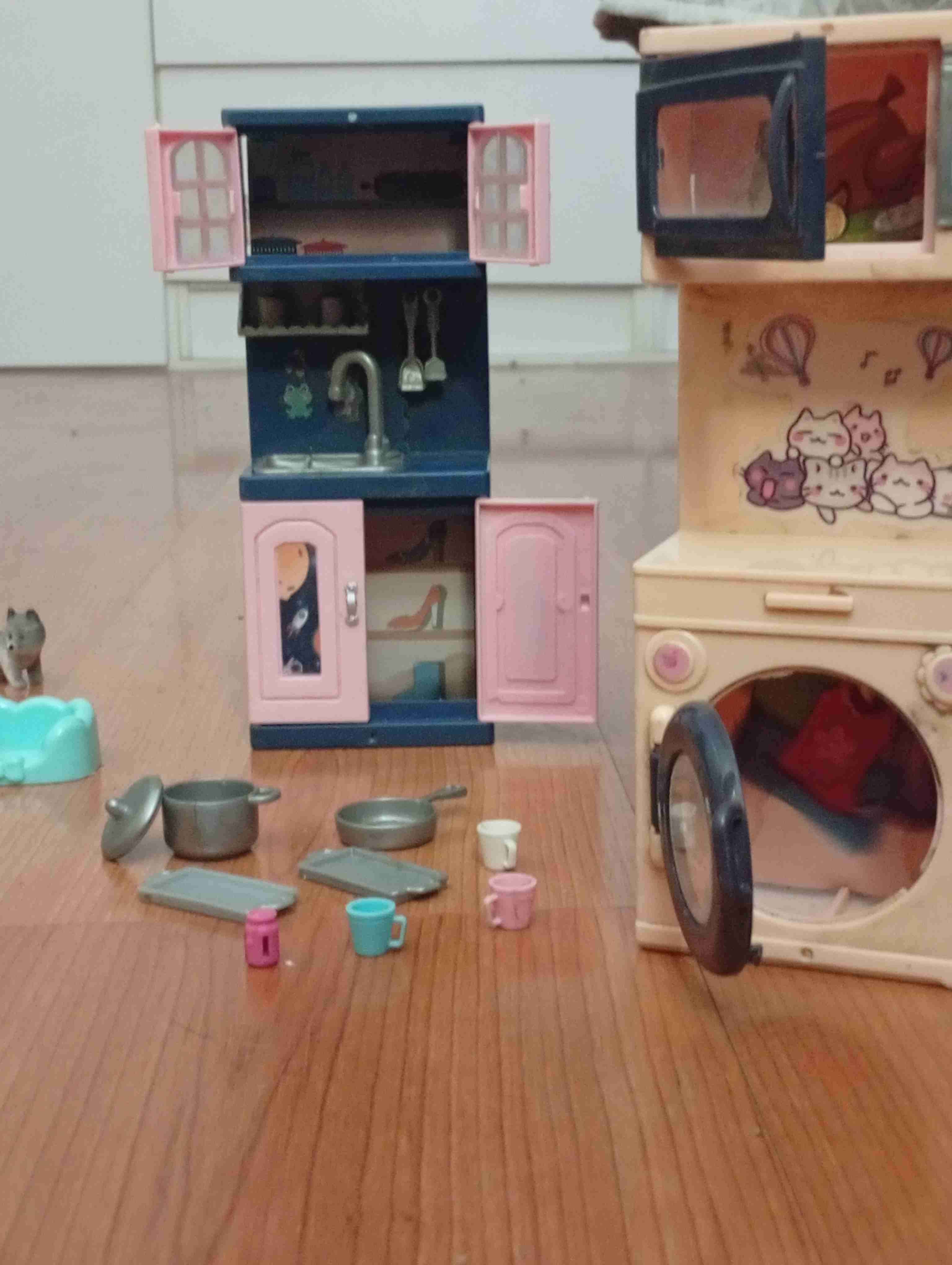 Set de muñecas y accesorios - miniatura 6