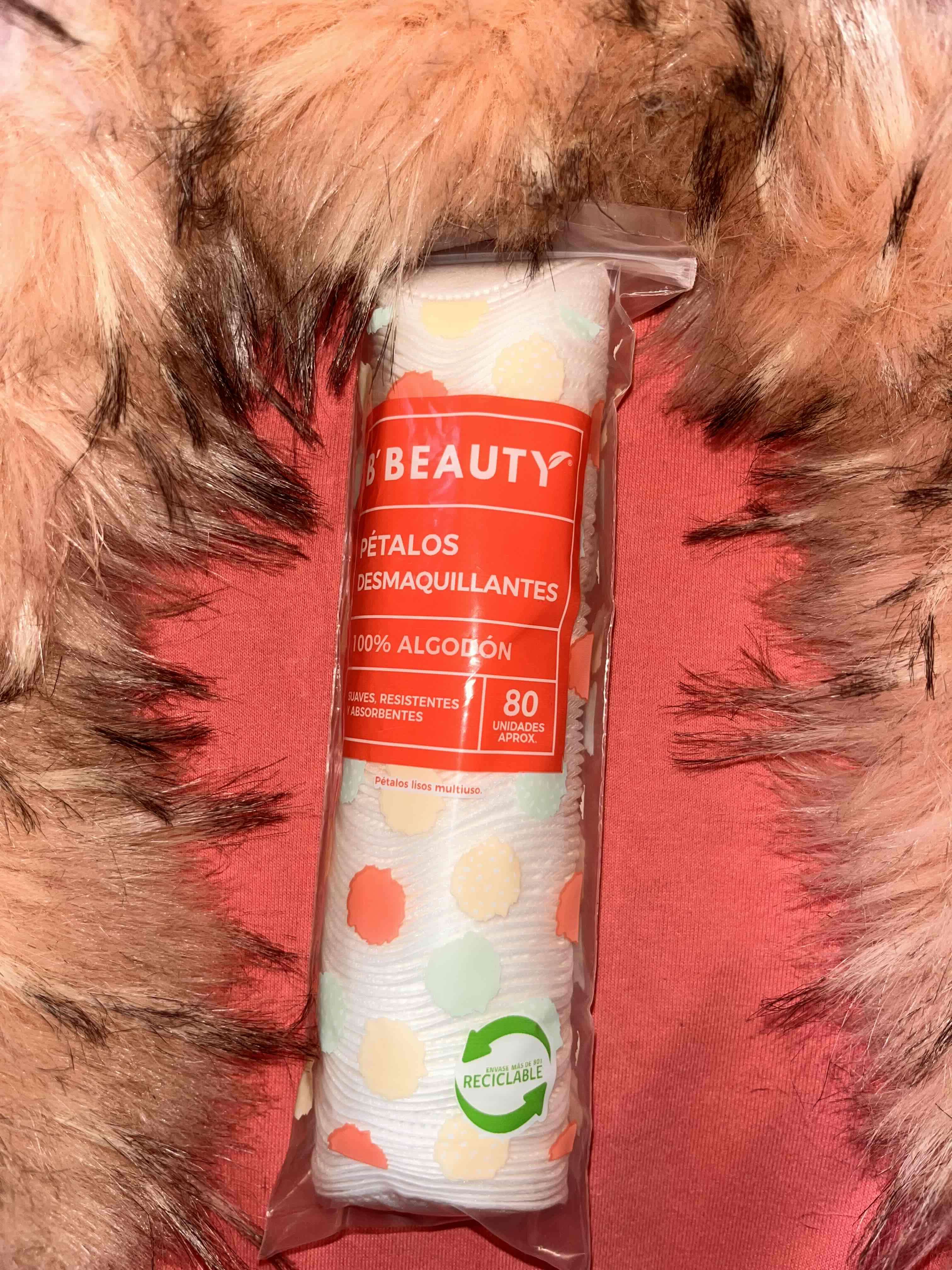 Pétalos desmaquillantes de algodón