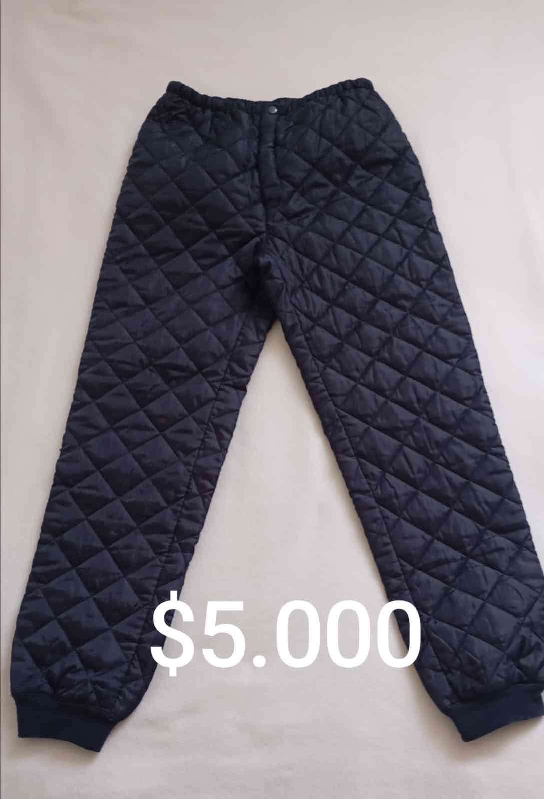 Pantalón acolchado negro