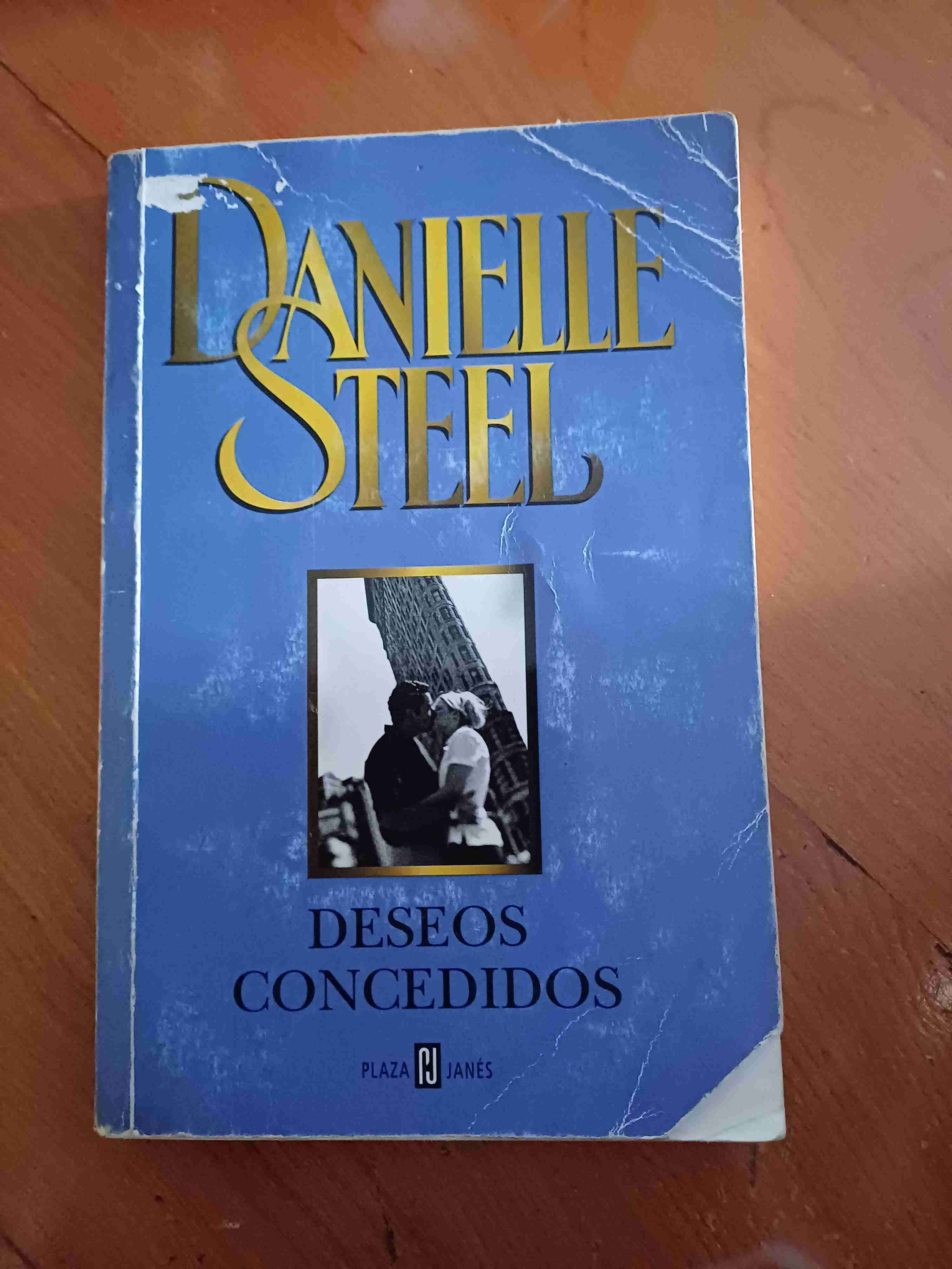 Libro Vacaciones en Saint-Tropez - miniatura 6