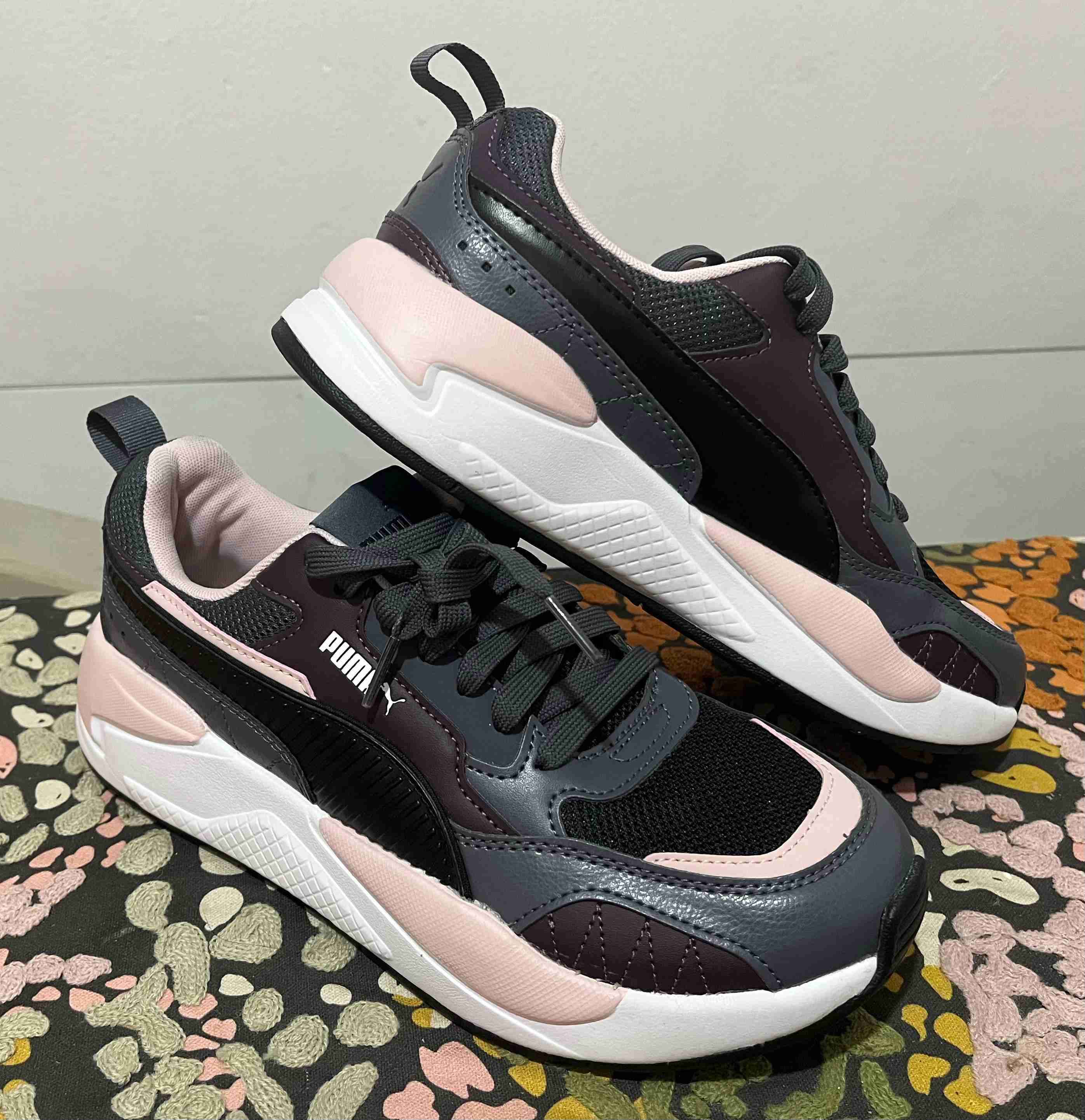 Zapatillas Puma bicolores