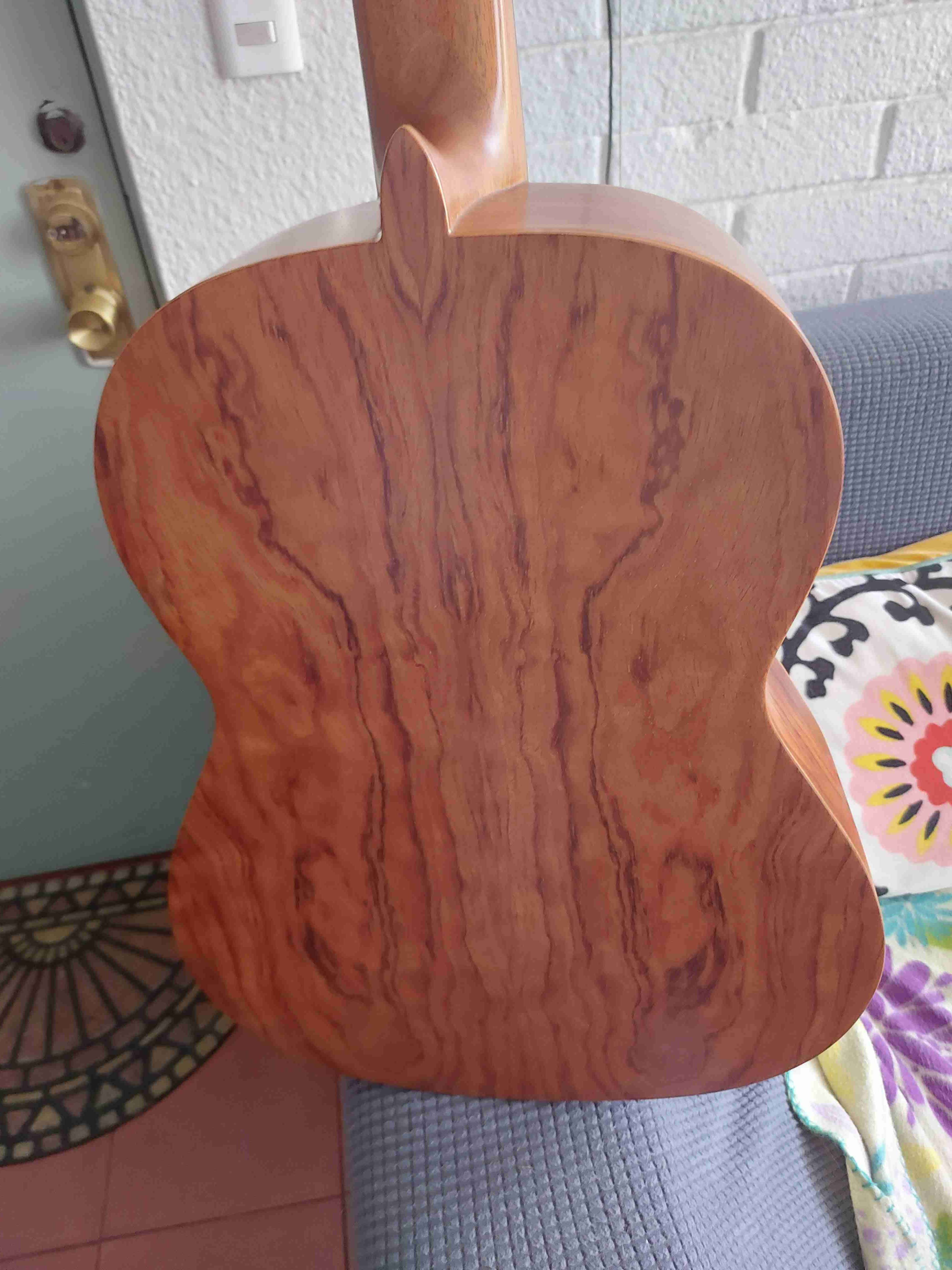 Guitarra clásica Raimundo madera natural - miniatura 2