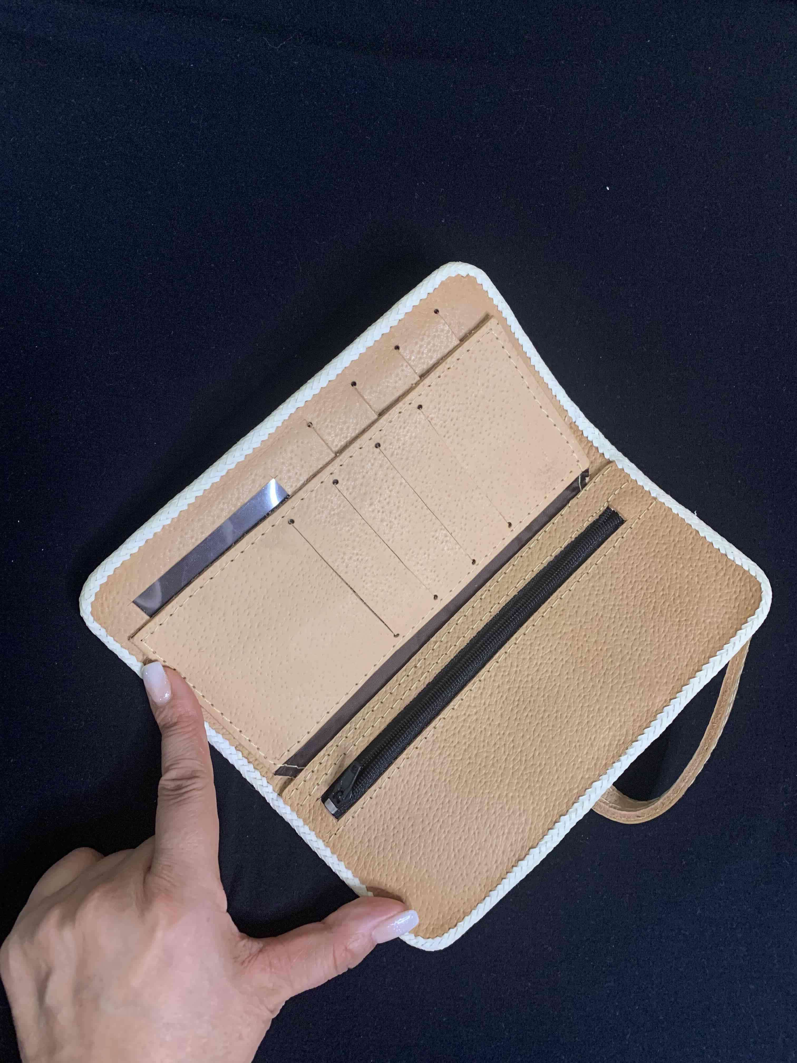 Billetera de cuero con estampado leopardo - miniatura 2