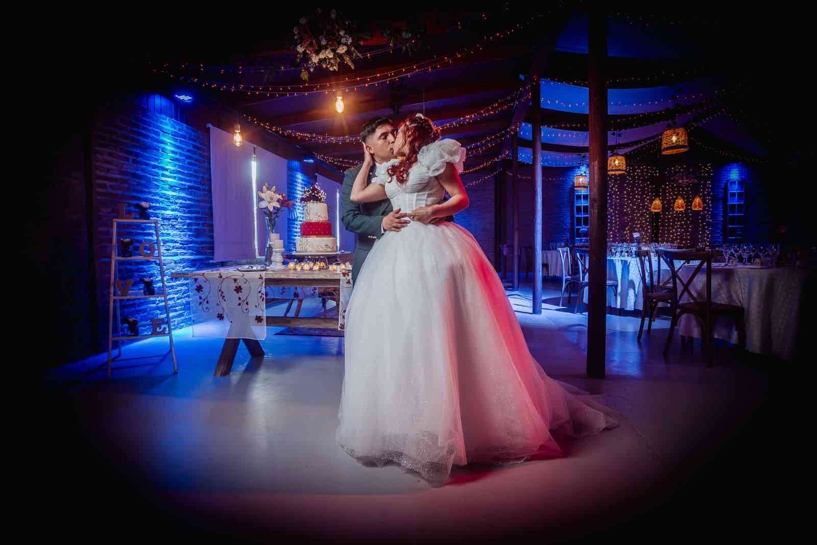 Vestido de novia estilo princesa - miniatura 4