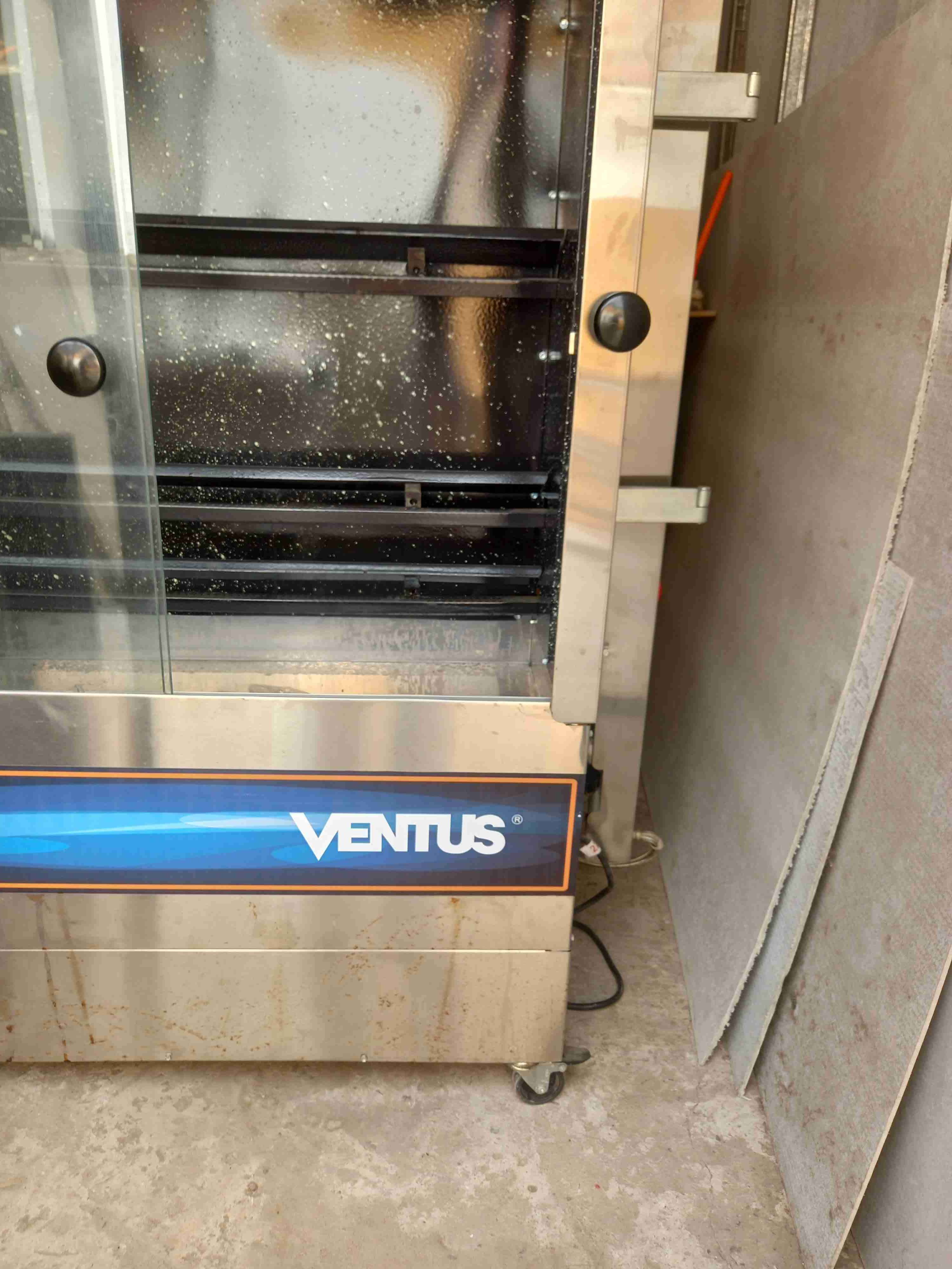 Gabinete de exhibición Ventus