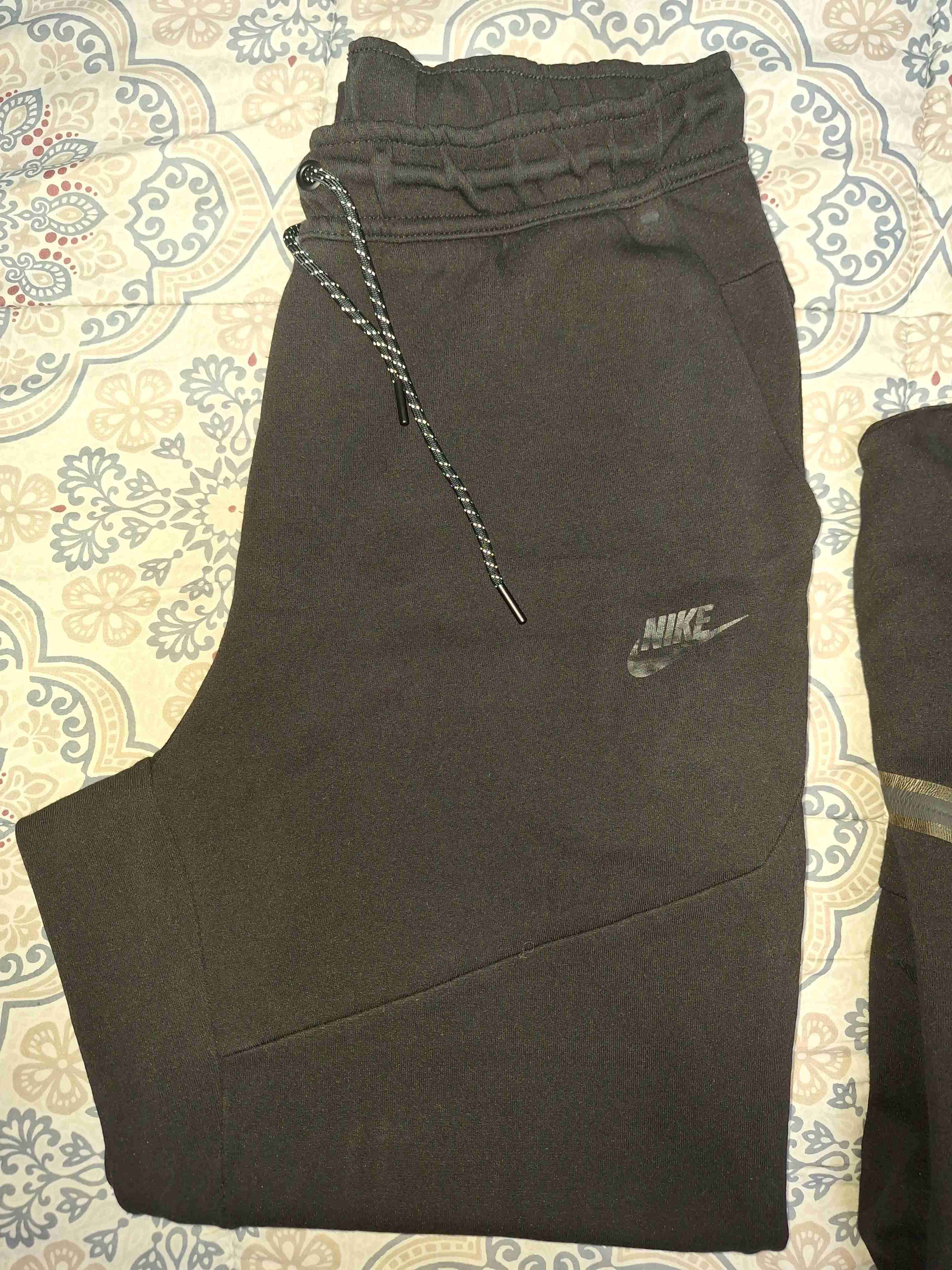 Buzo Nike Tech usado - miniatura 5