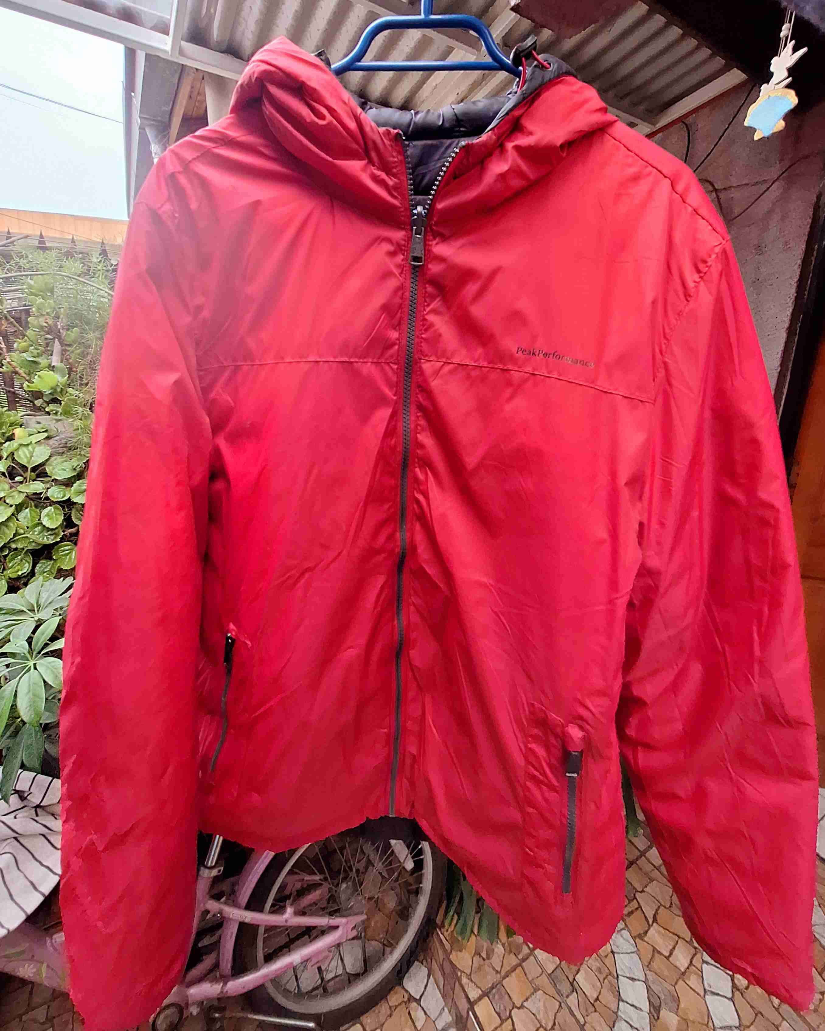 Chaqueta acolchada negra y roja Reversible - miniatura 3