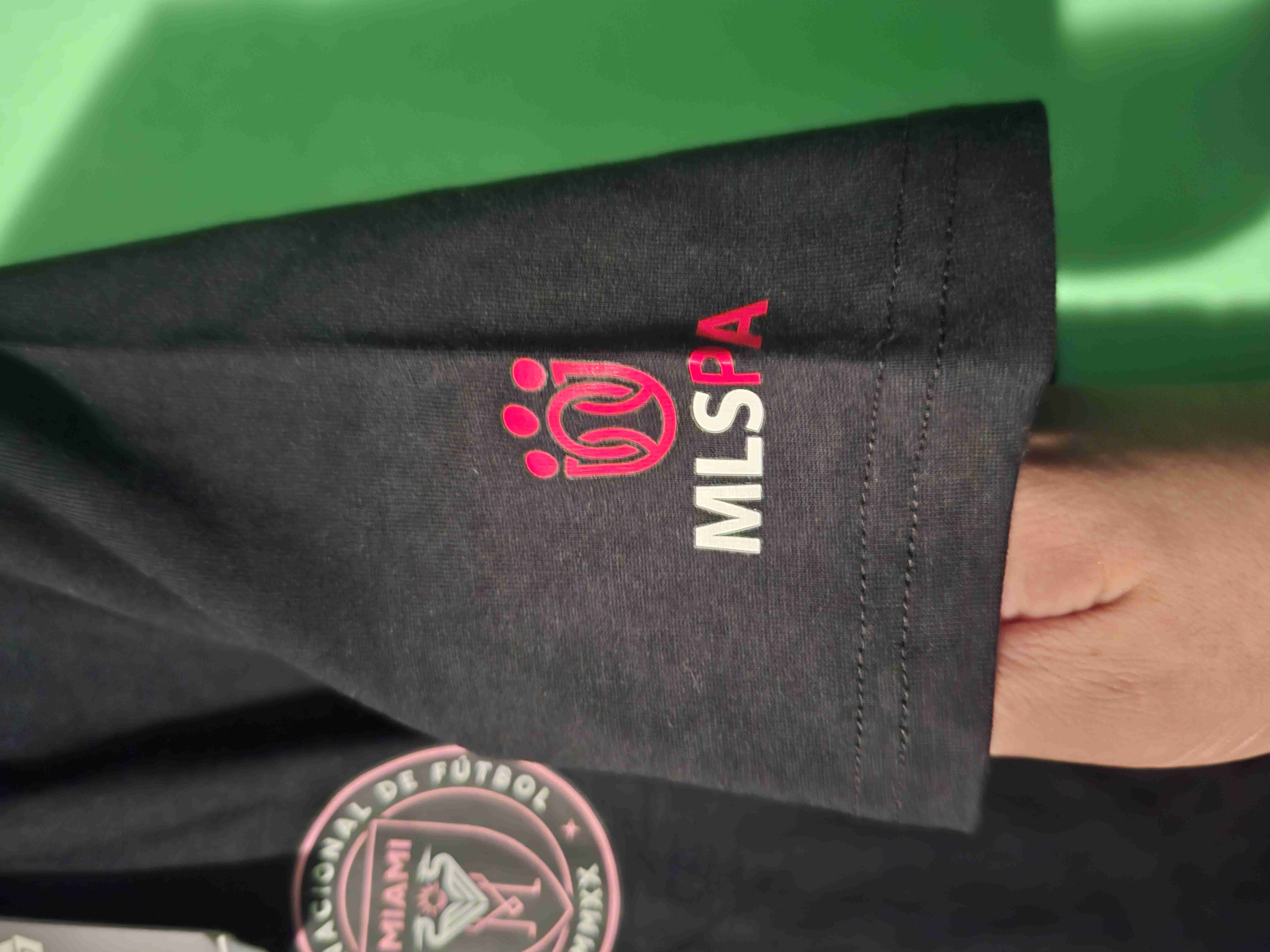 Polera negra Inter Miami con logo - miniatura 3