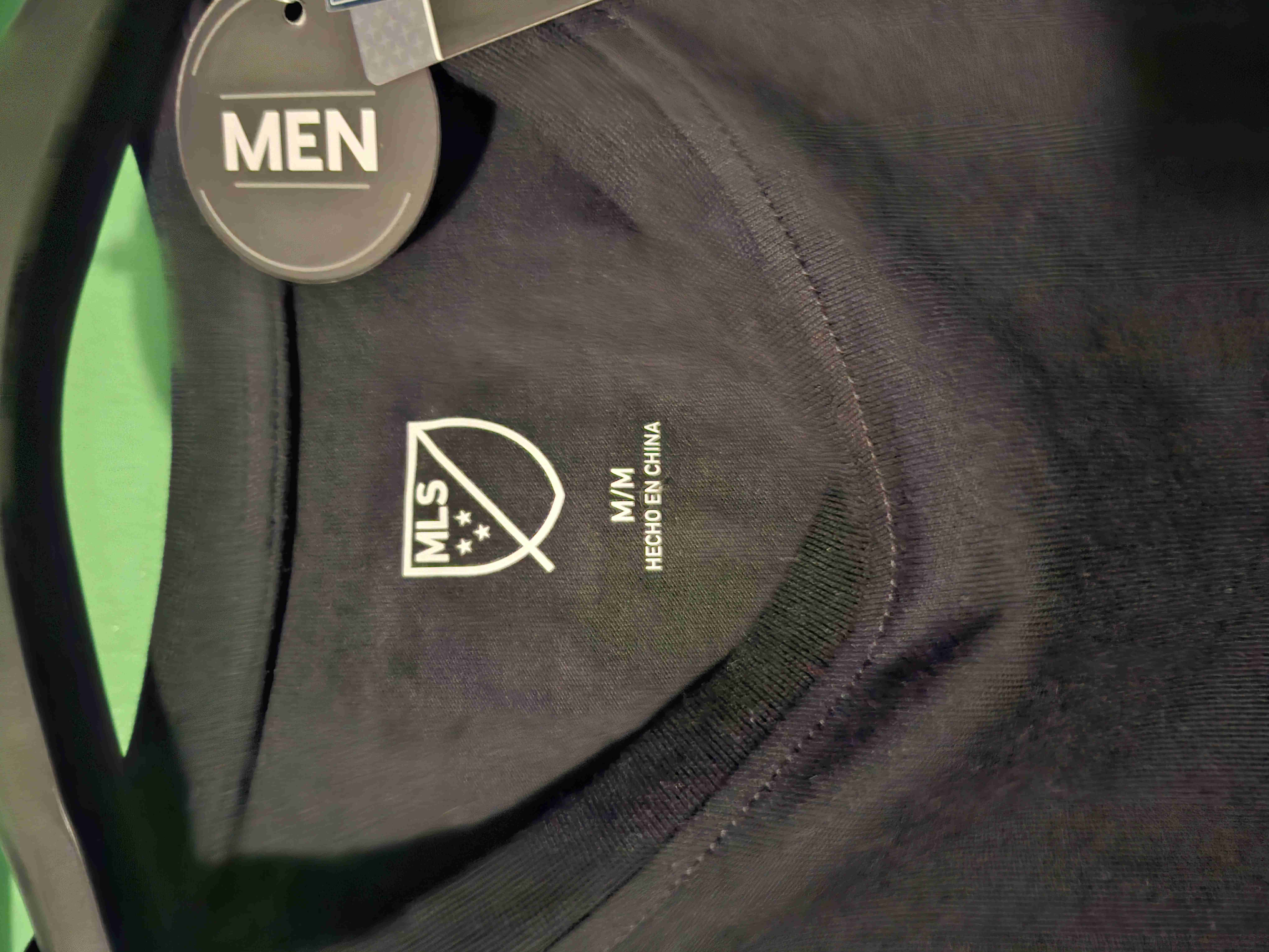 Polera negra Inter Miami con logo - miniatura 4