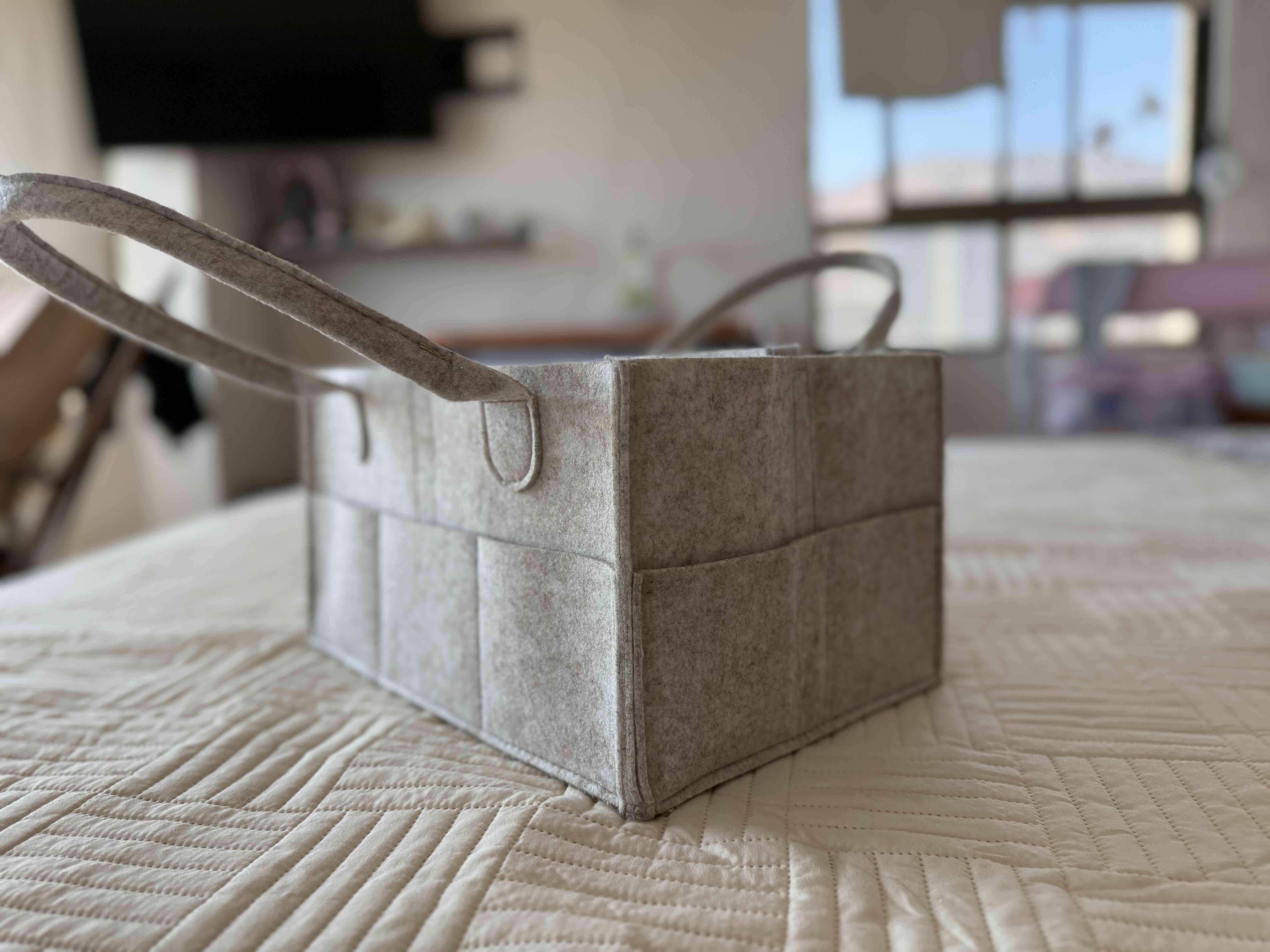 Caja organizadora de fieltro gris