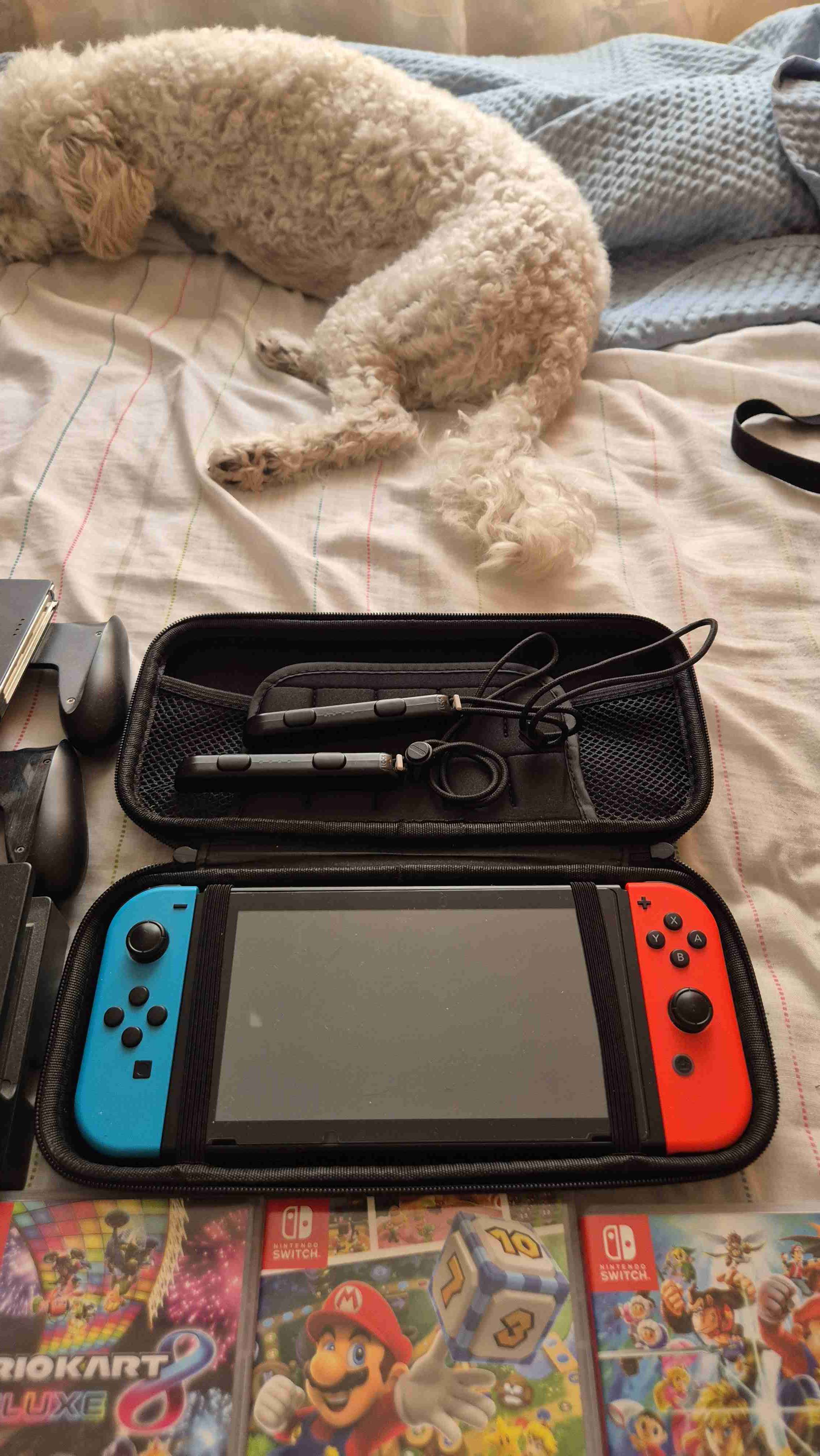 Nintendo Switch con juegos y accesorios - miniatura 3