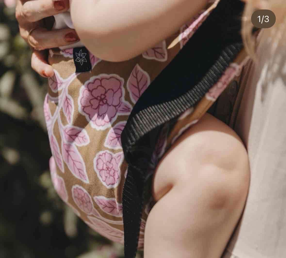 Portabebé floral - miniatura 2