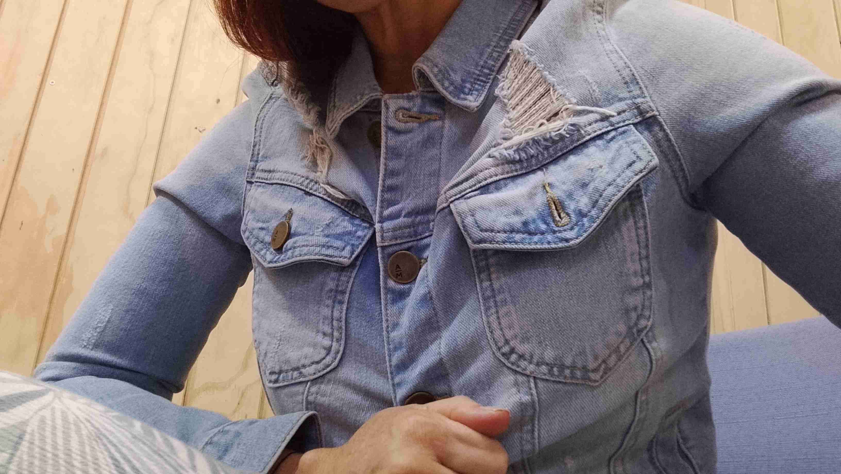 Chaqueta de mezclilla azul clara - miniatura 2