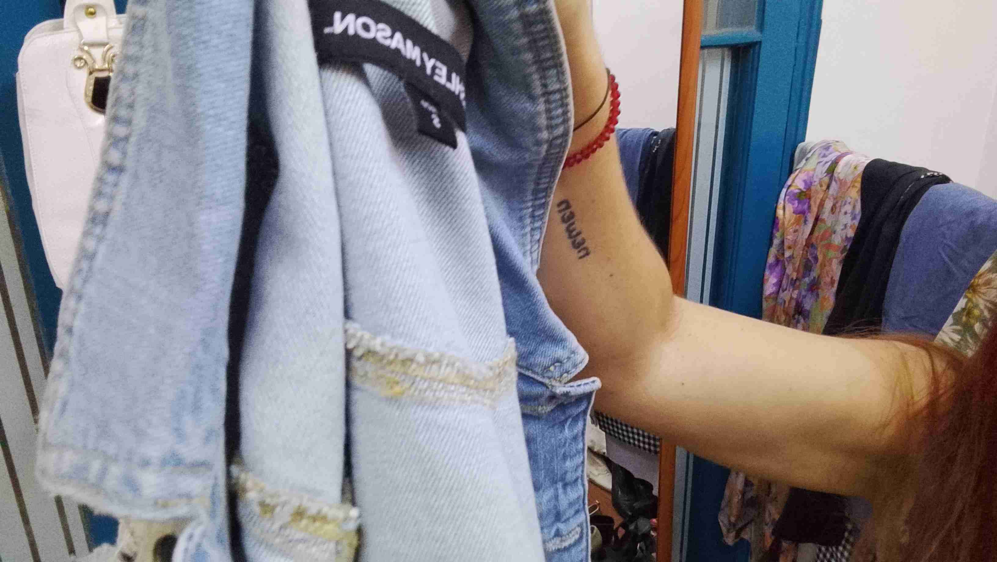 Chaqueta de mezclilla azul clara - miniatura 5