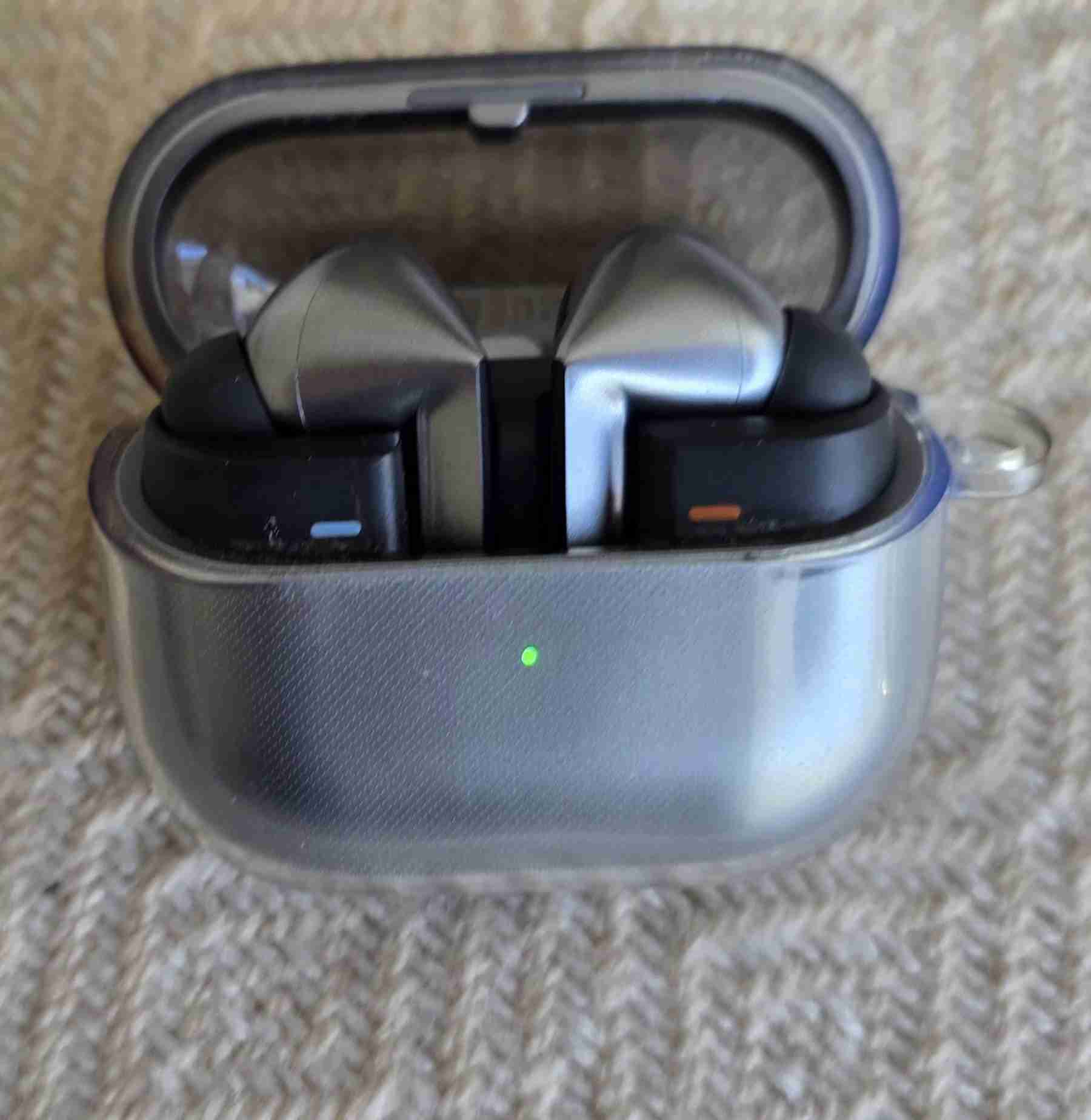 Audifonos Samsung Galaxy Buds3 Pro - miniatura 5
