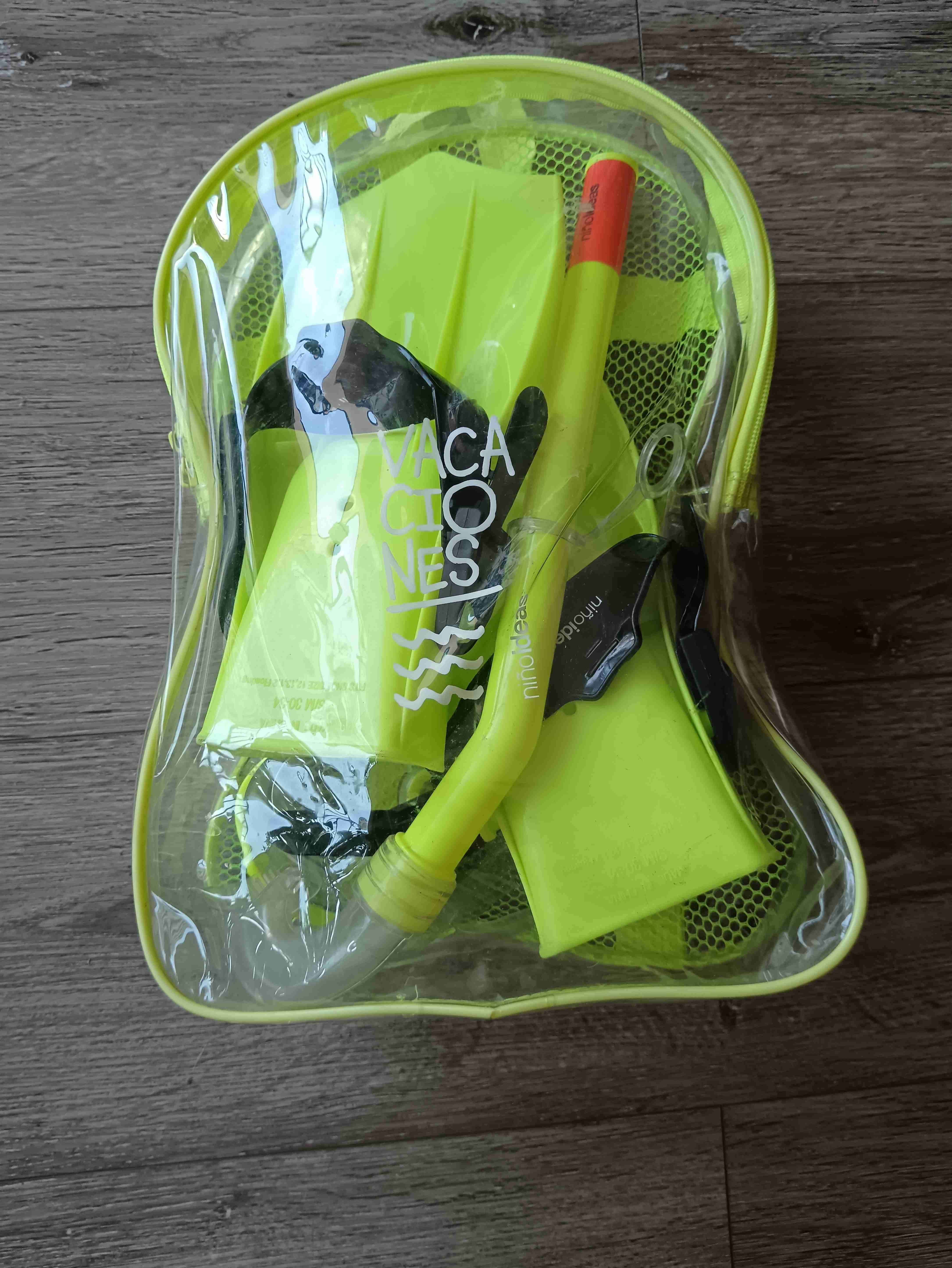 Set de snorkel amarillo