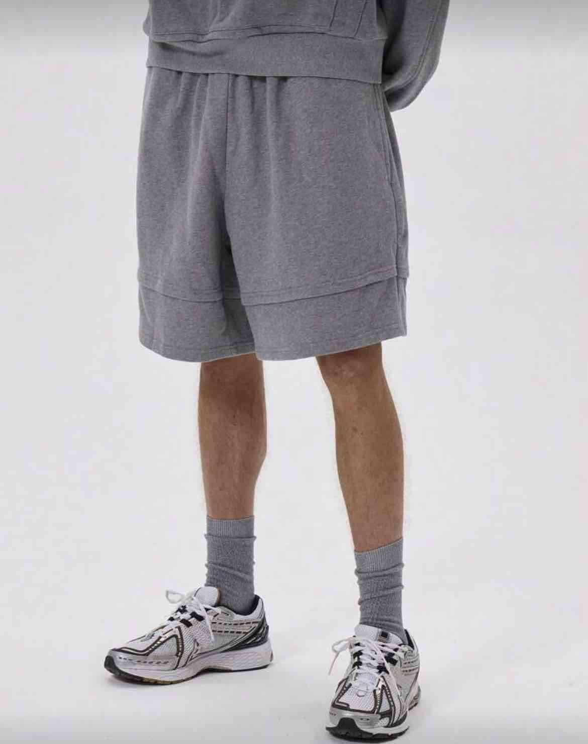 Short hombre gris talla M nuevo - miniatura 2