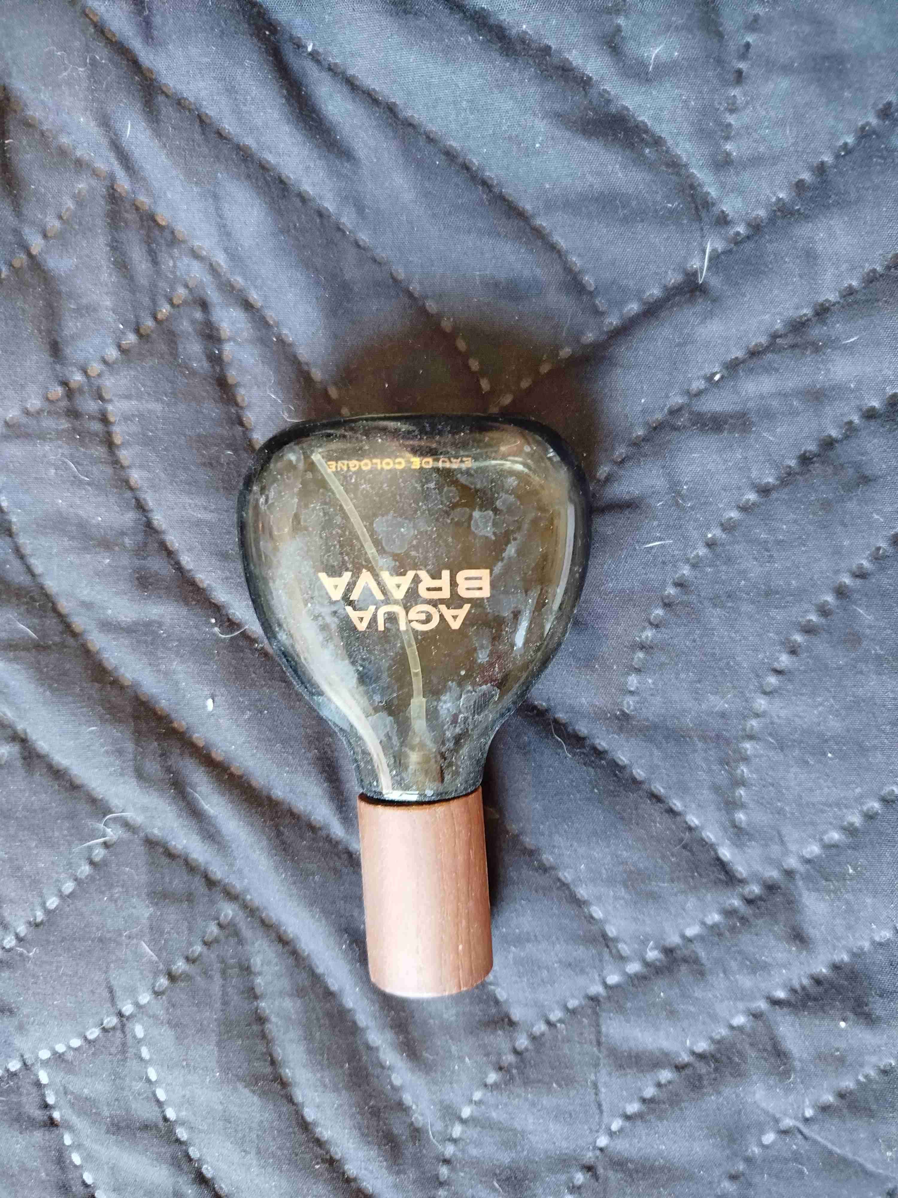 Botella de Perfume Aqua Brava