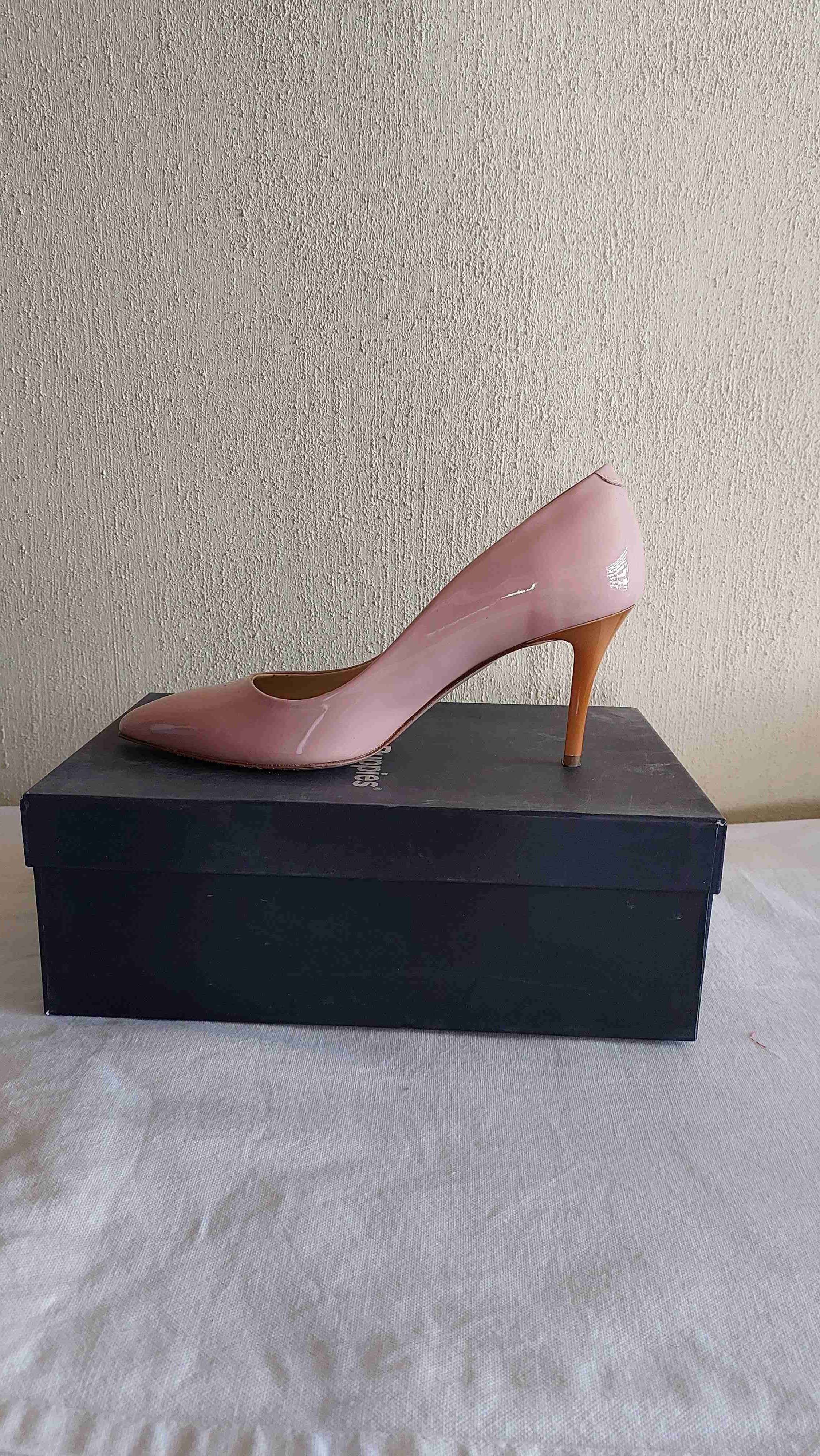 Zapatos de tacón rosa claro - miniatura 2