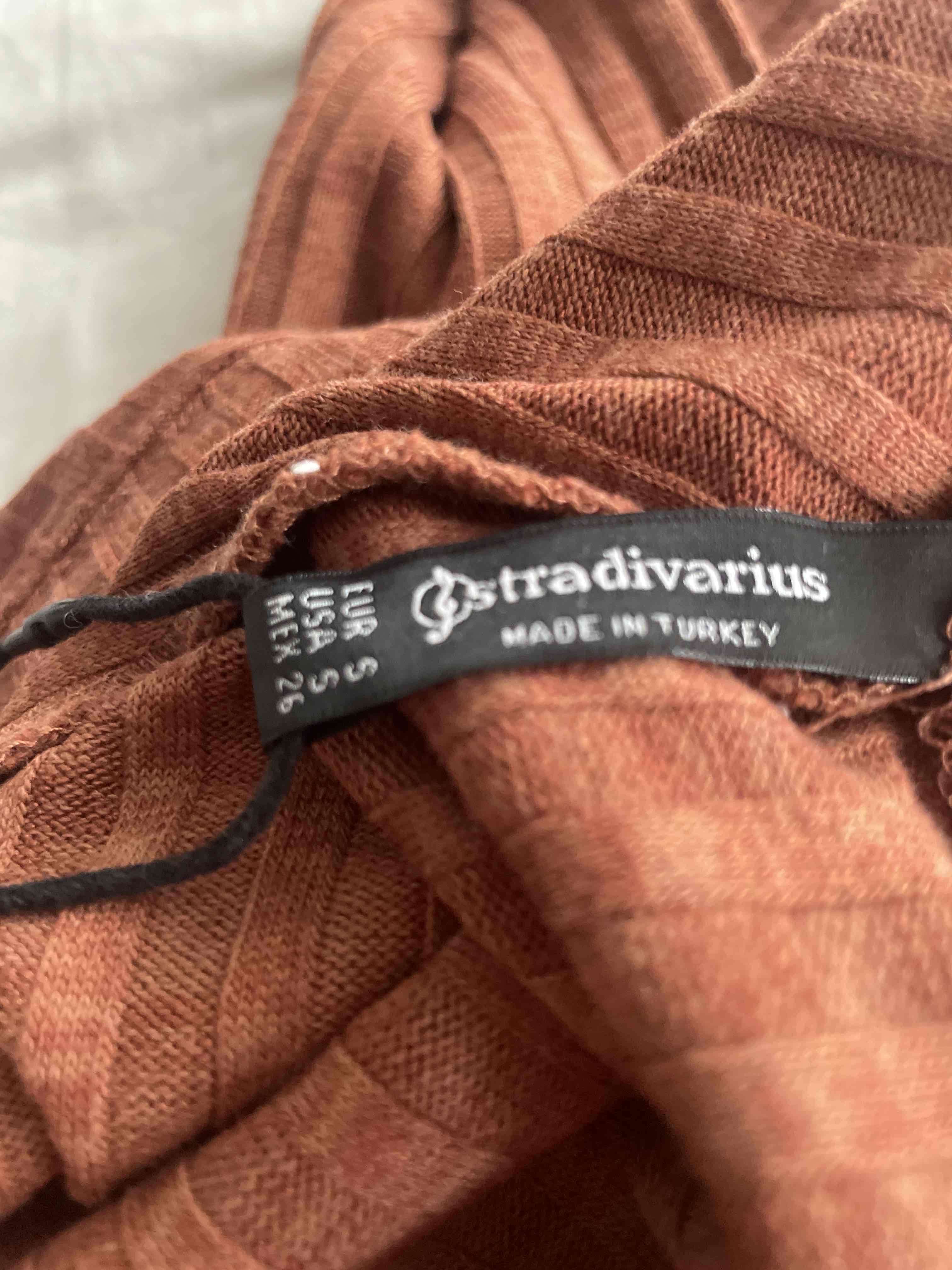 Pantalones mujer marrón acanalados - miniatura 3