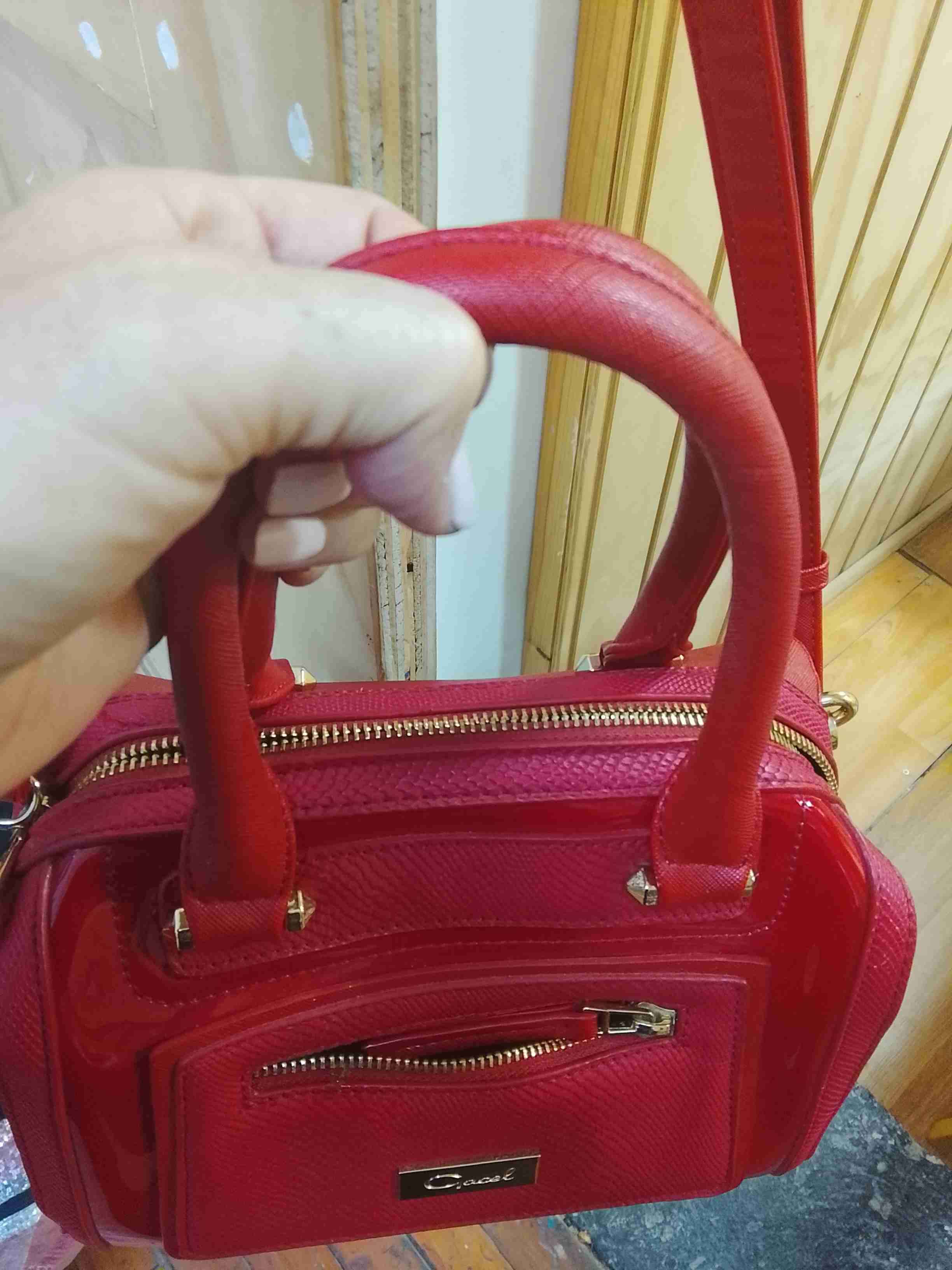 Cartera roja con correa ajustable - miniatura 5