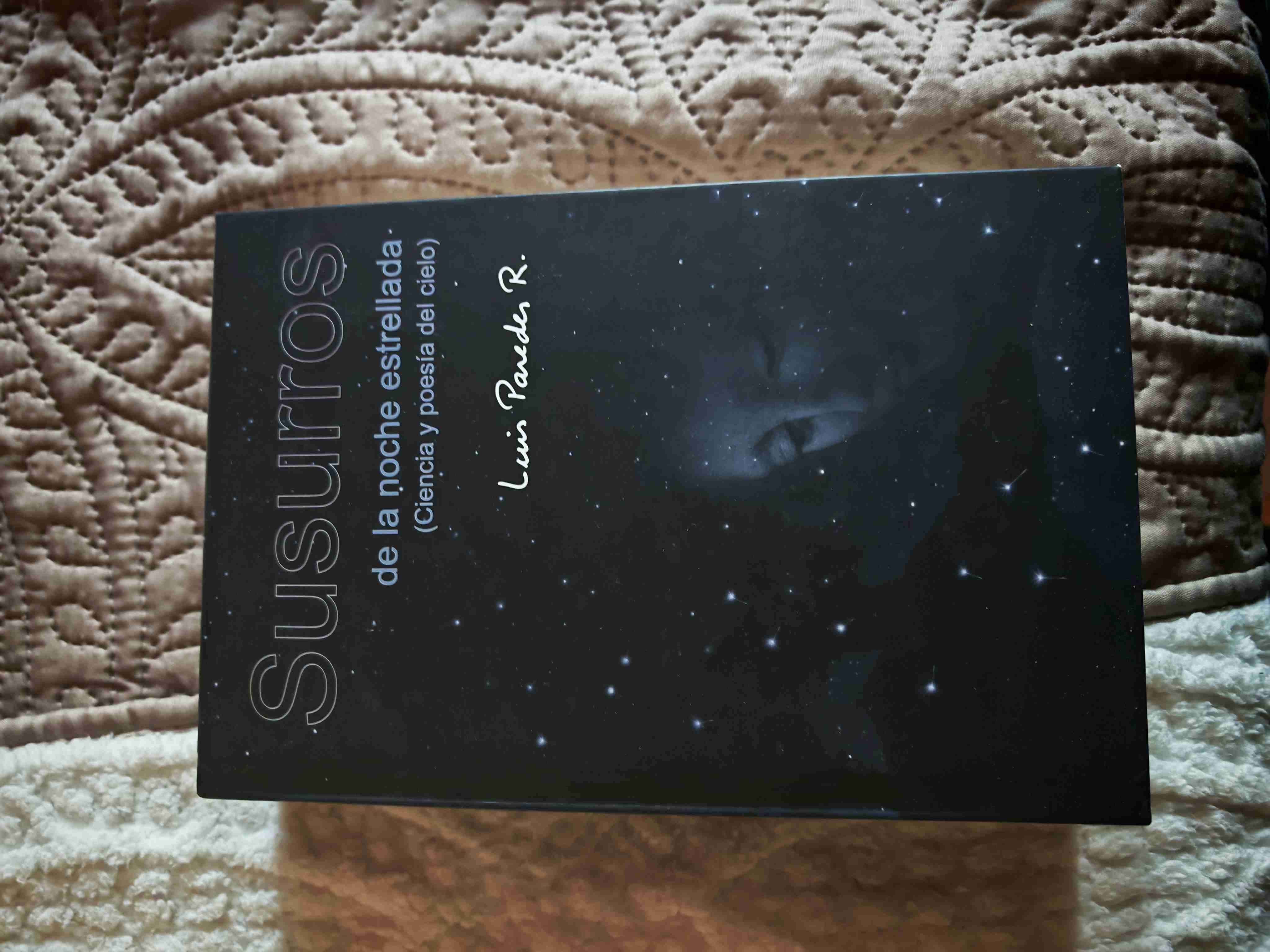 Libro Susurros de la noche estrellada