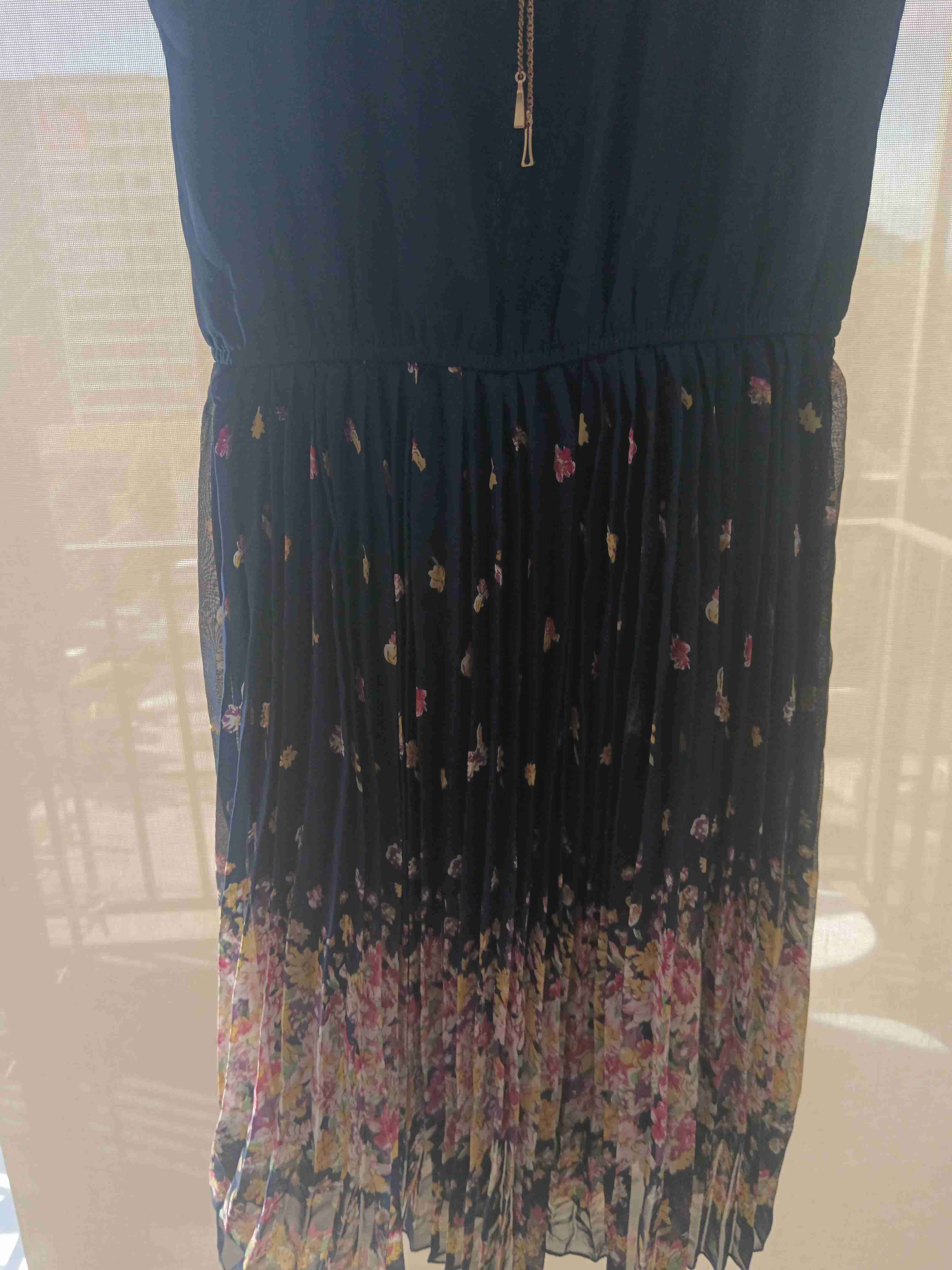 Vestido largo negro con estampado - miniatura 4