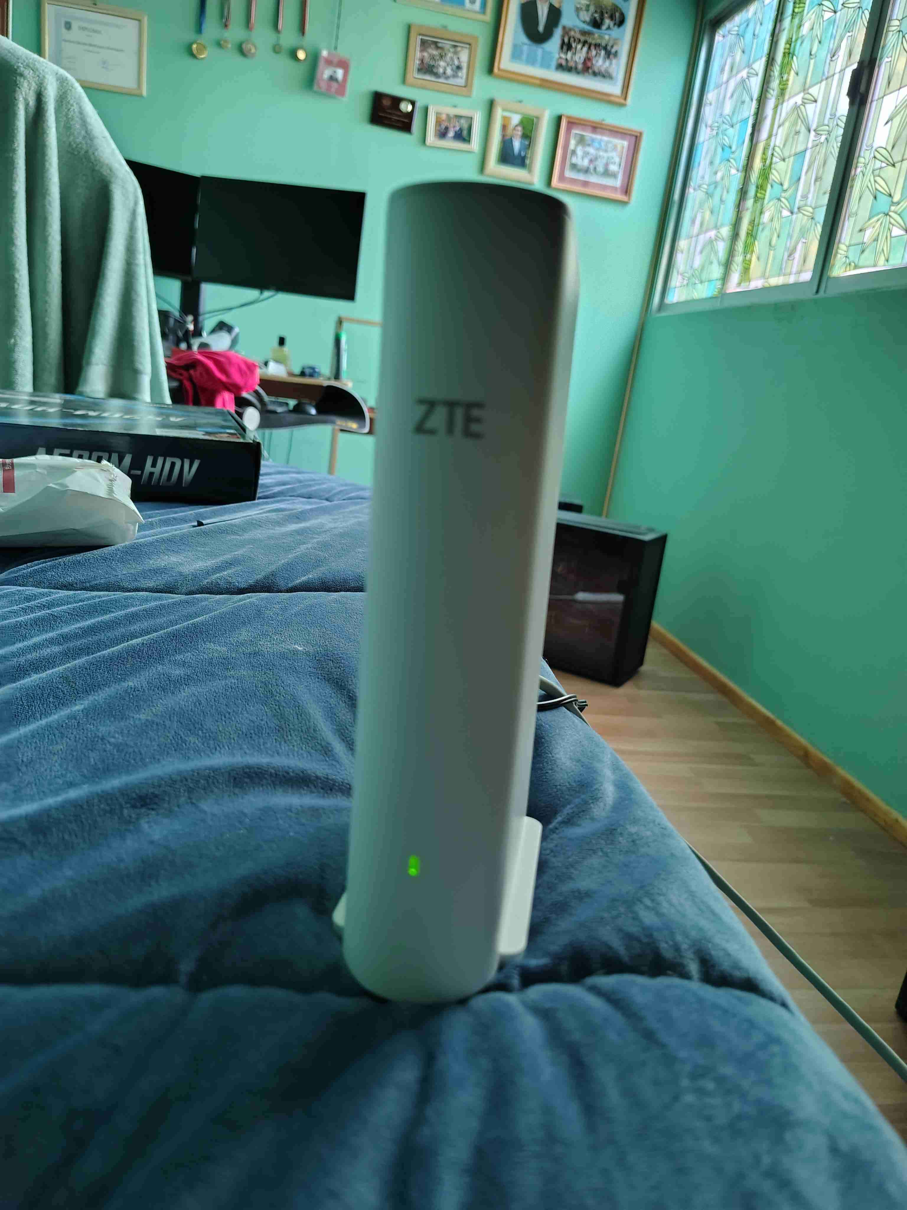 Router ZTE Home Gateway ZXHN H3601P - miniatura 3
