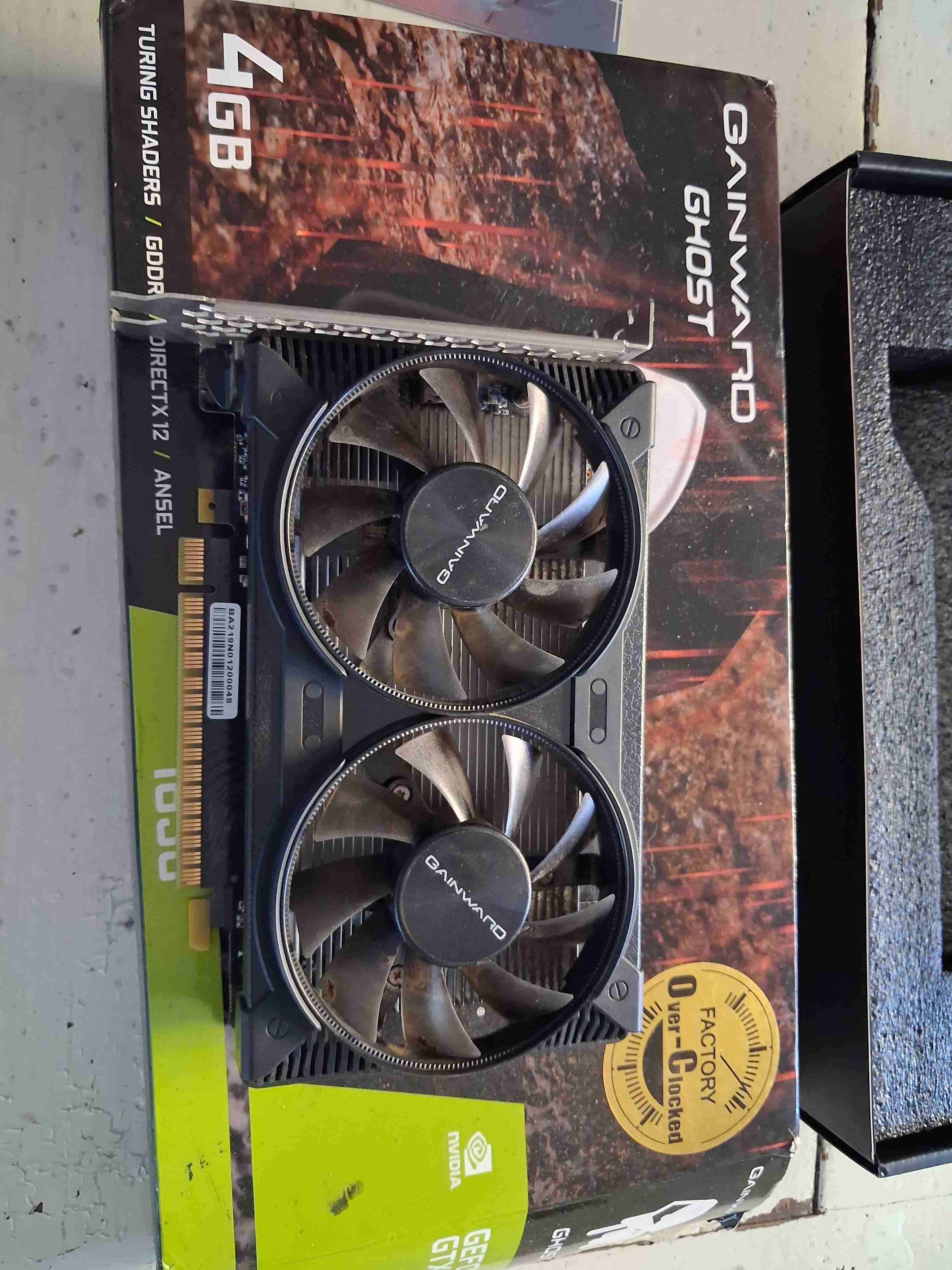 Tarjeta gráfica Gainward GeForce GTX 1650 - miniatura 3