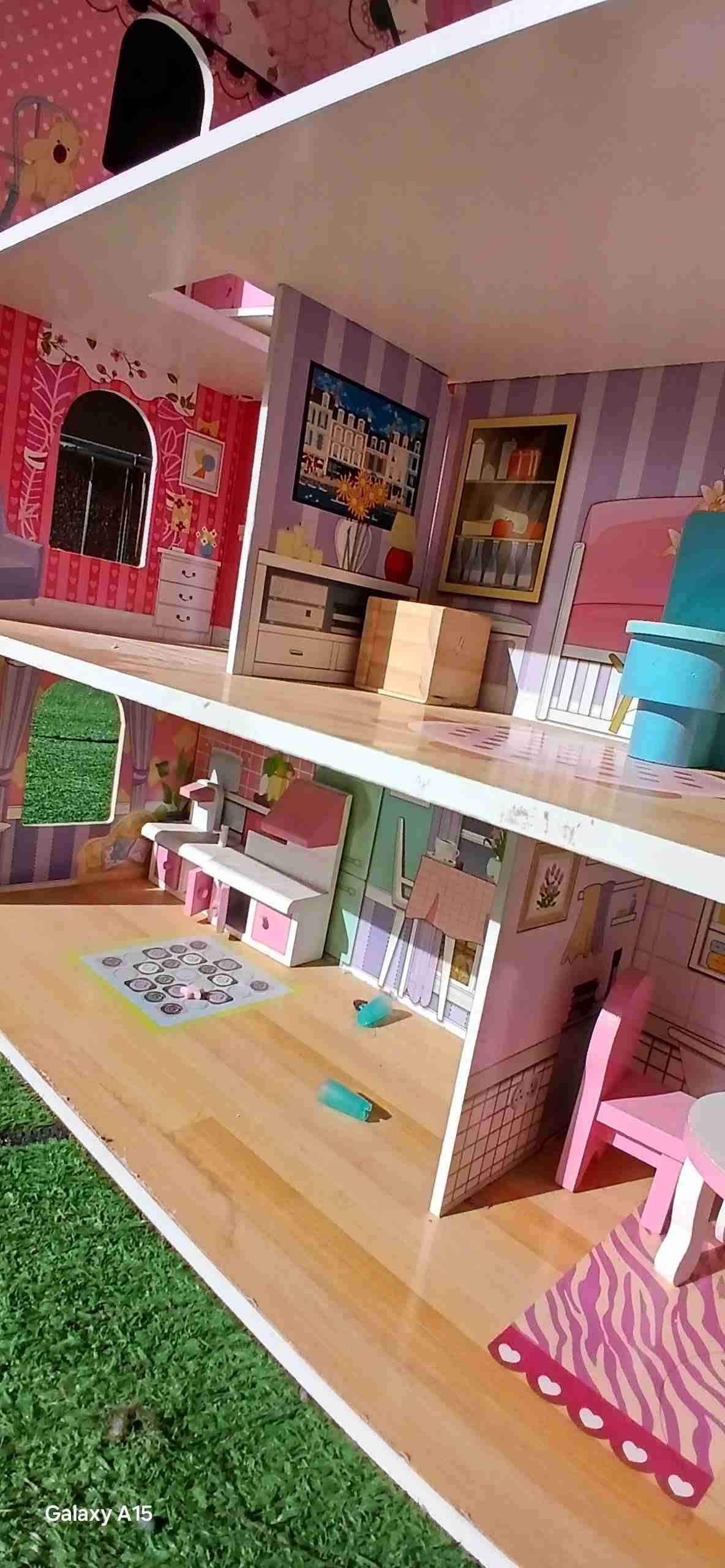 Casa de muñecas de madera - miniatura 3