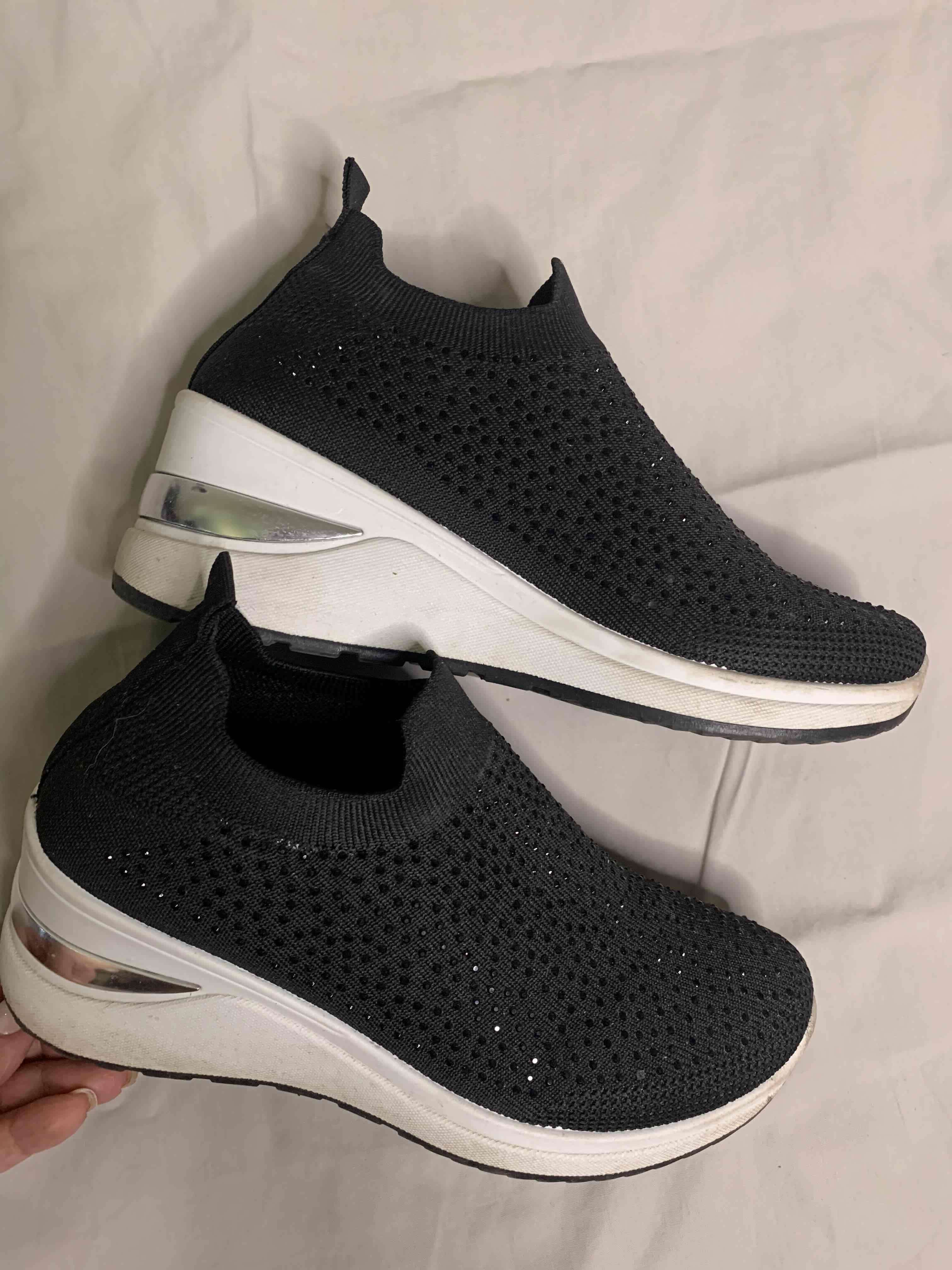 Zapatillas negras deportivas con brillos - miniatura 3