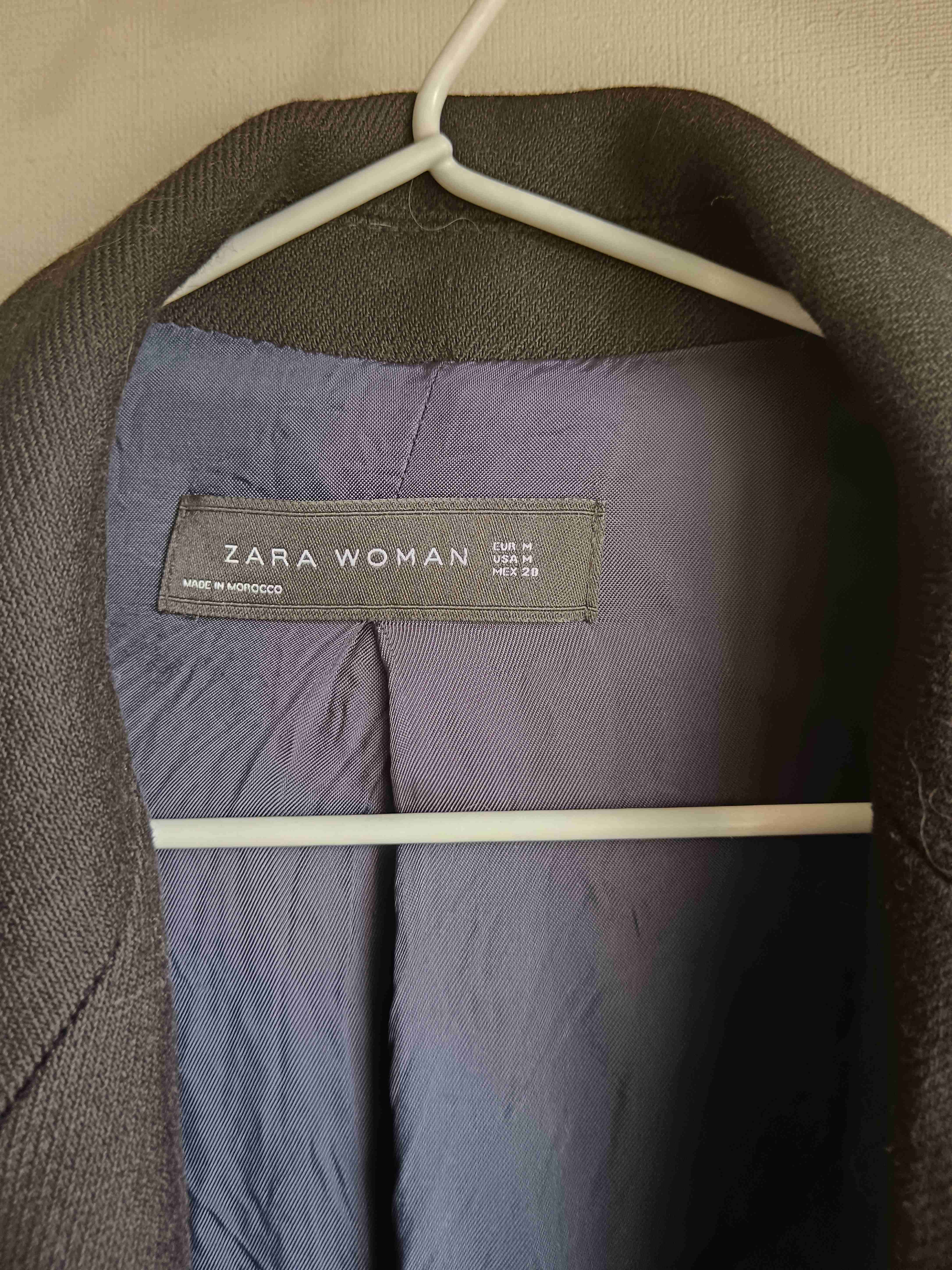 Abrigo negro Zara mujer - miniatura 3