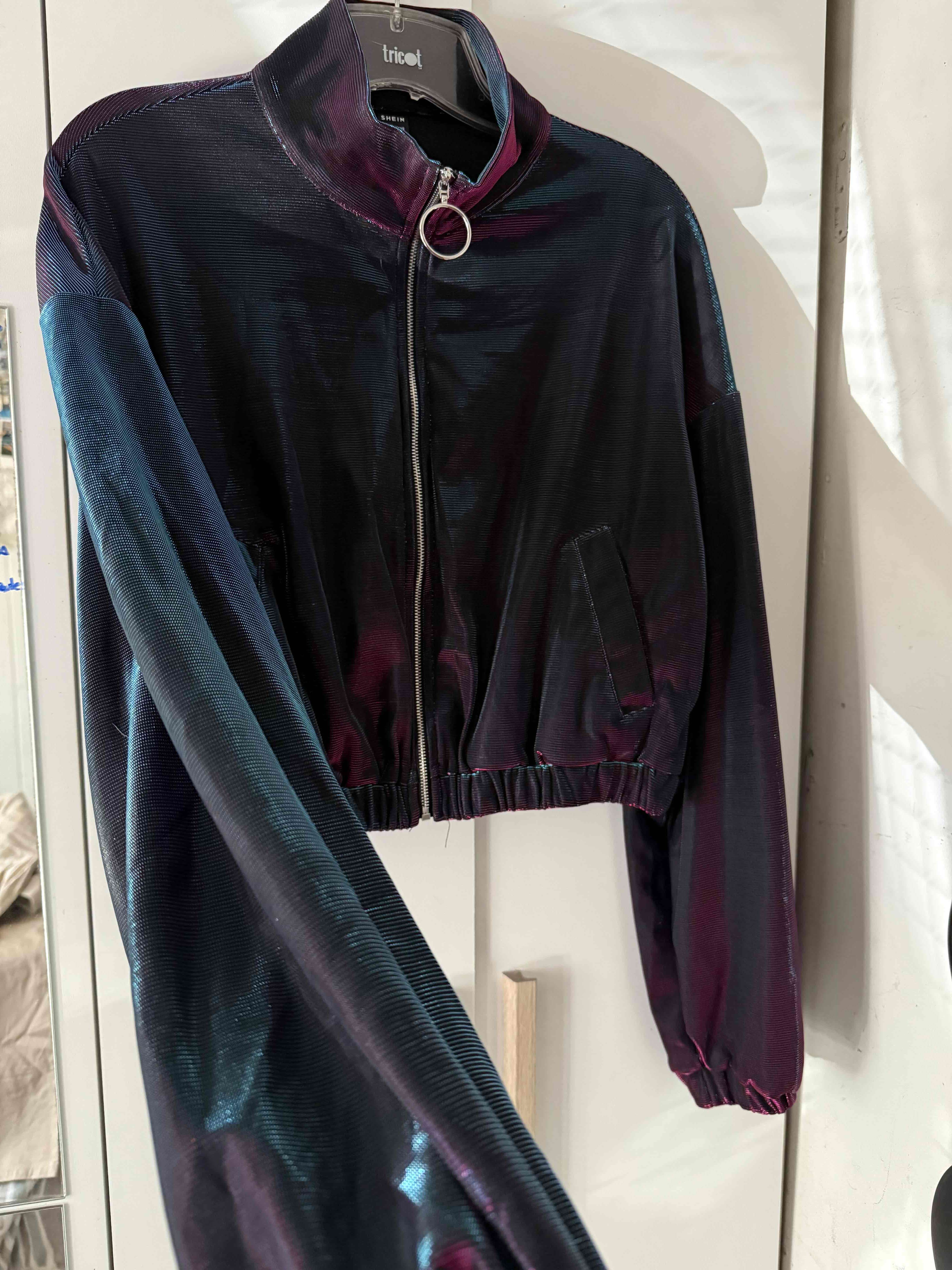 Chaqueta bomber tornasol