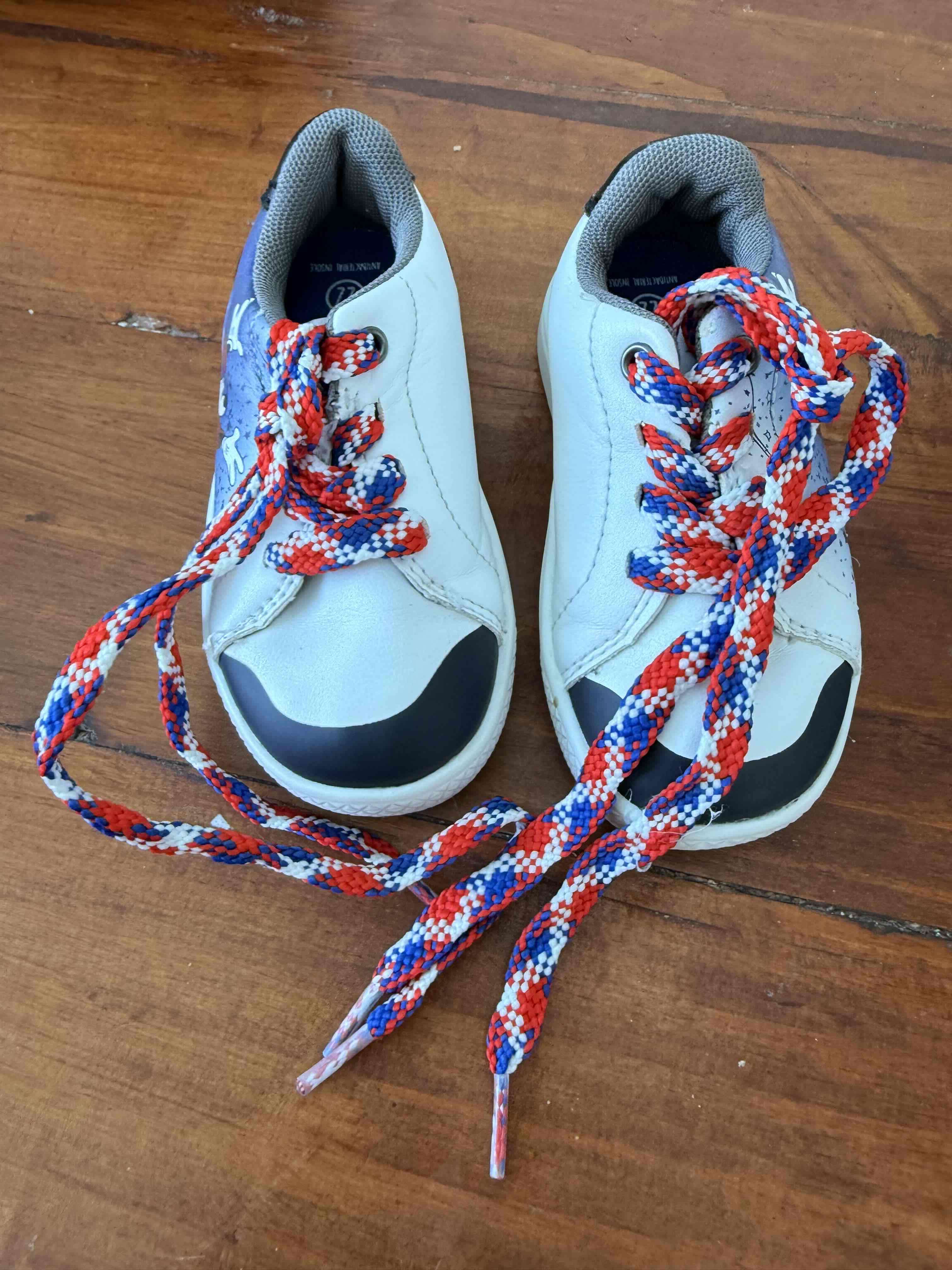 Zapatillas infantiles blancas colloky 22