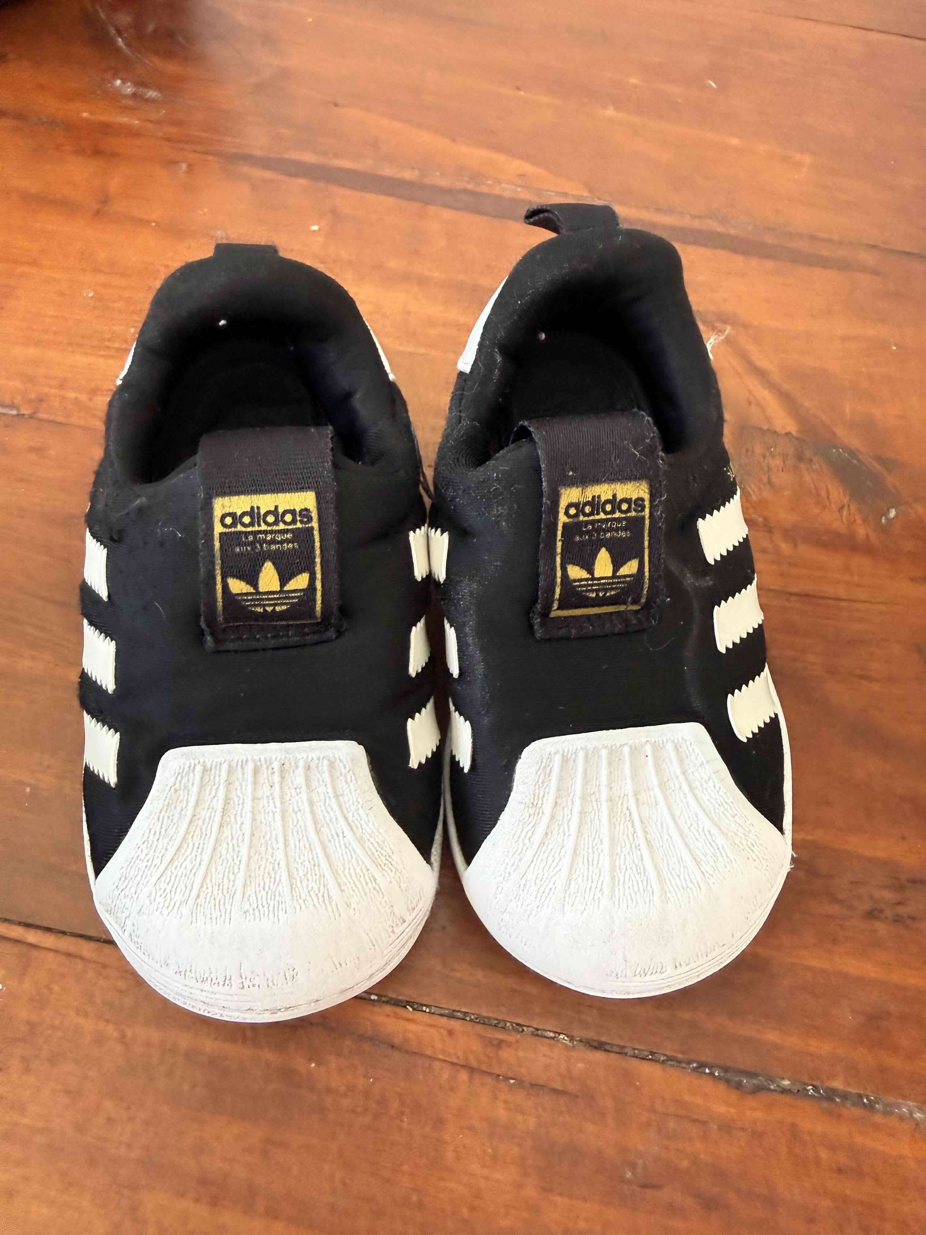 Zapatillas Adidas infantiles negras 22