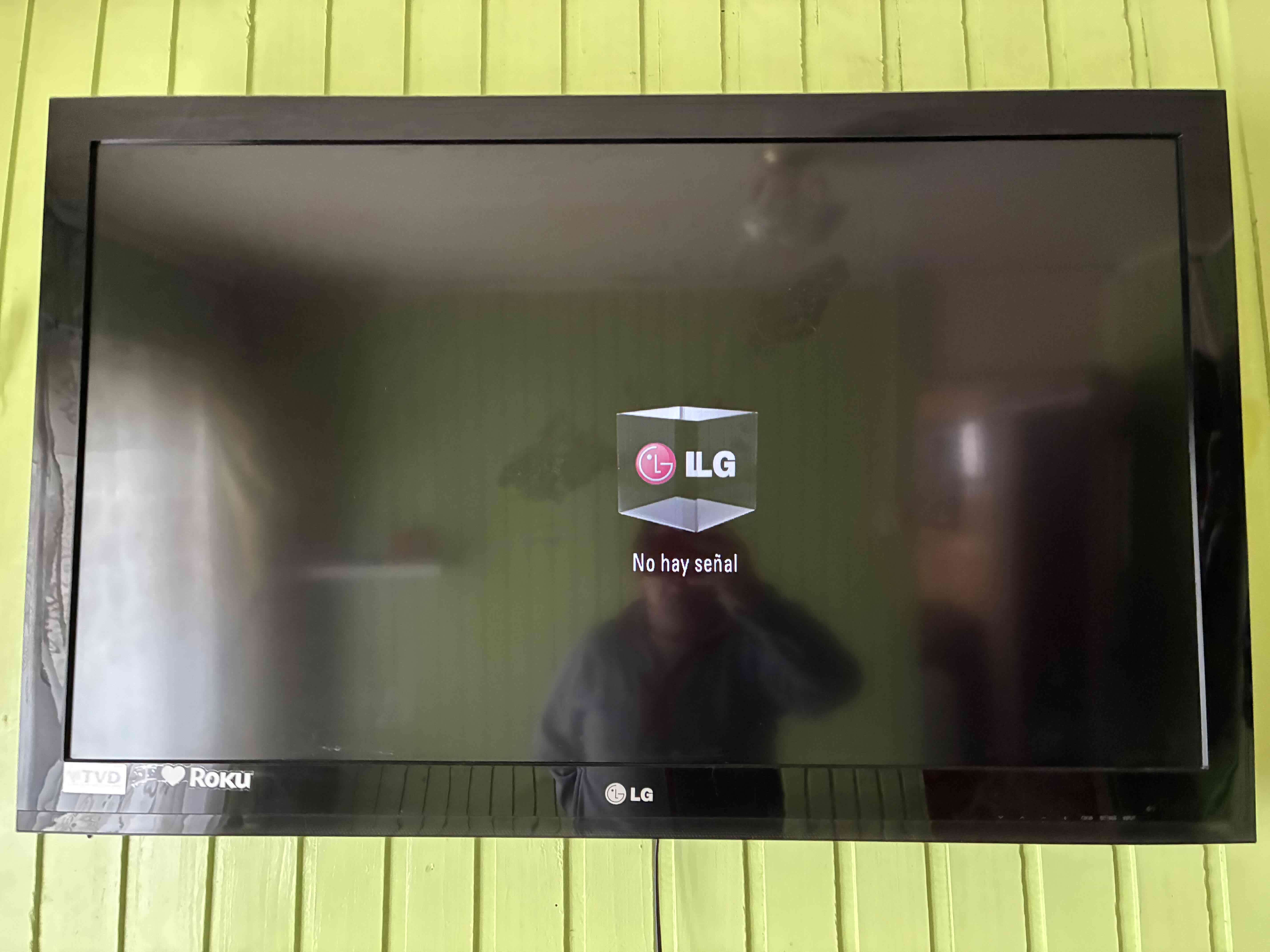 Televisor LG 42 Pulgadas - miniatura 2